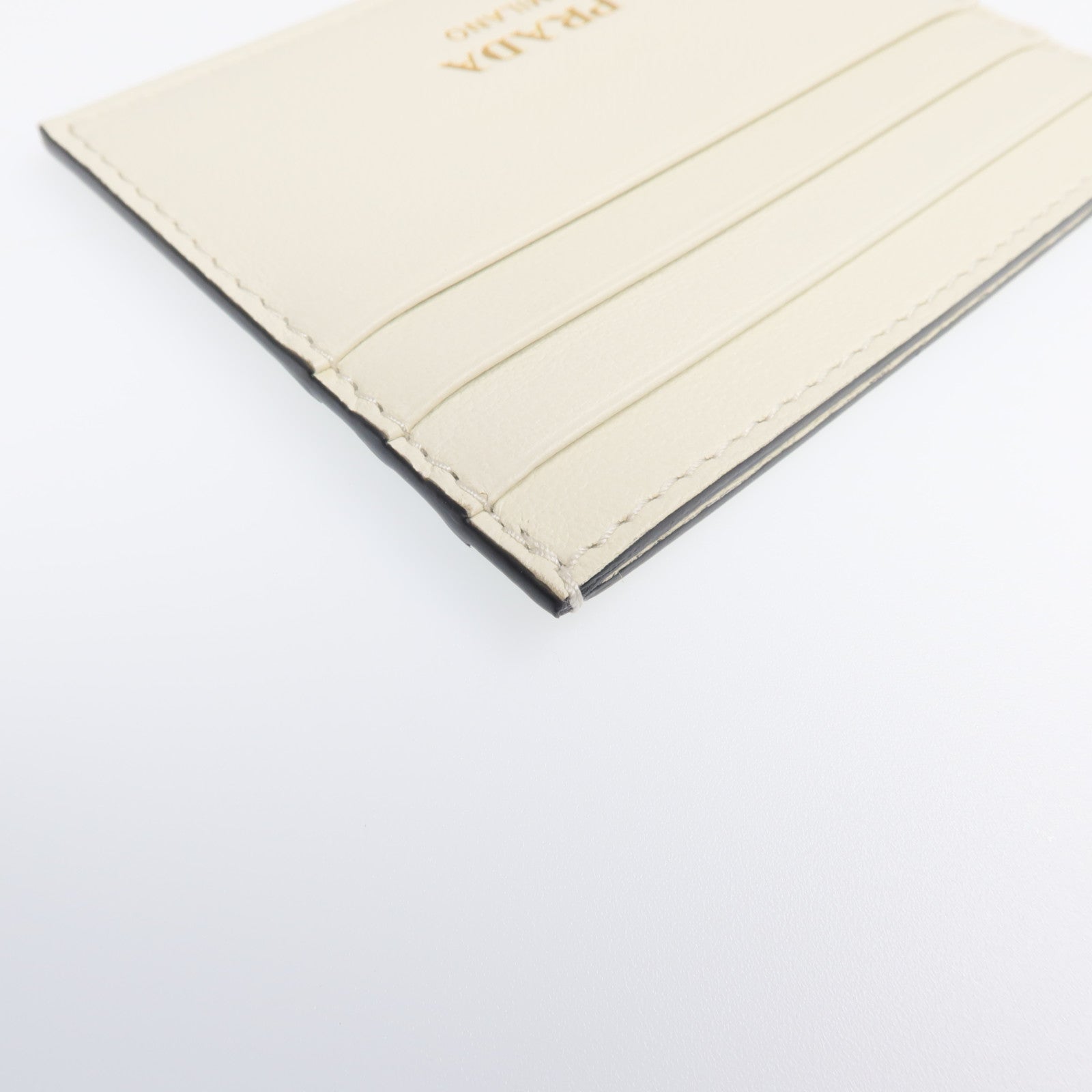 PRADA 牛皮皮革Card Case卡片套
