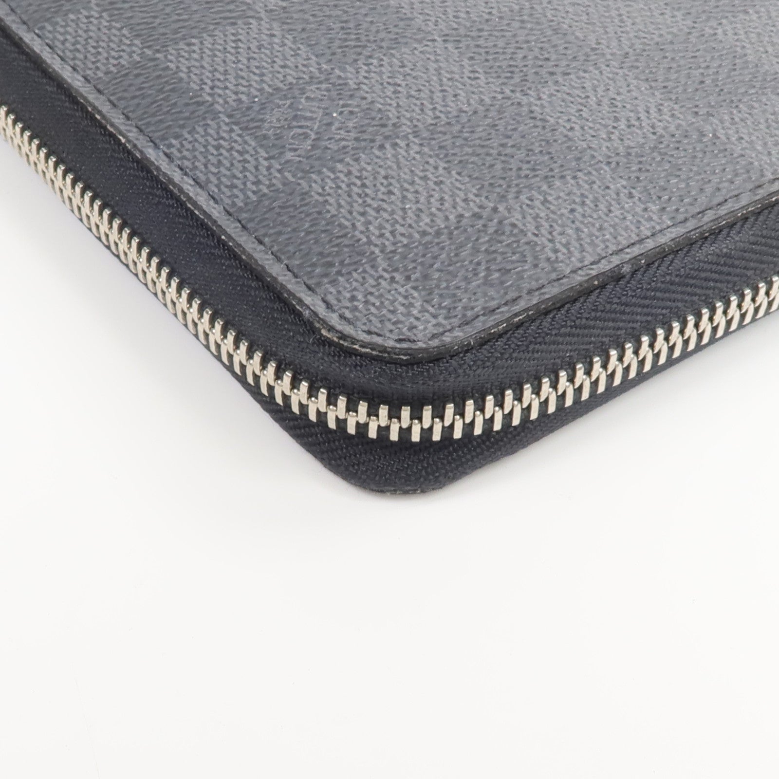 LOUIS VUITTON Damier Graphite Zipper Organizer長錢包