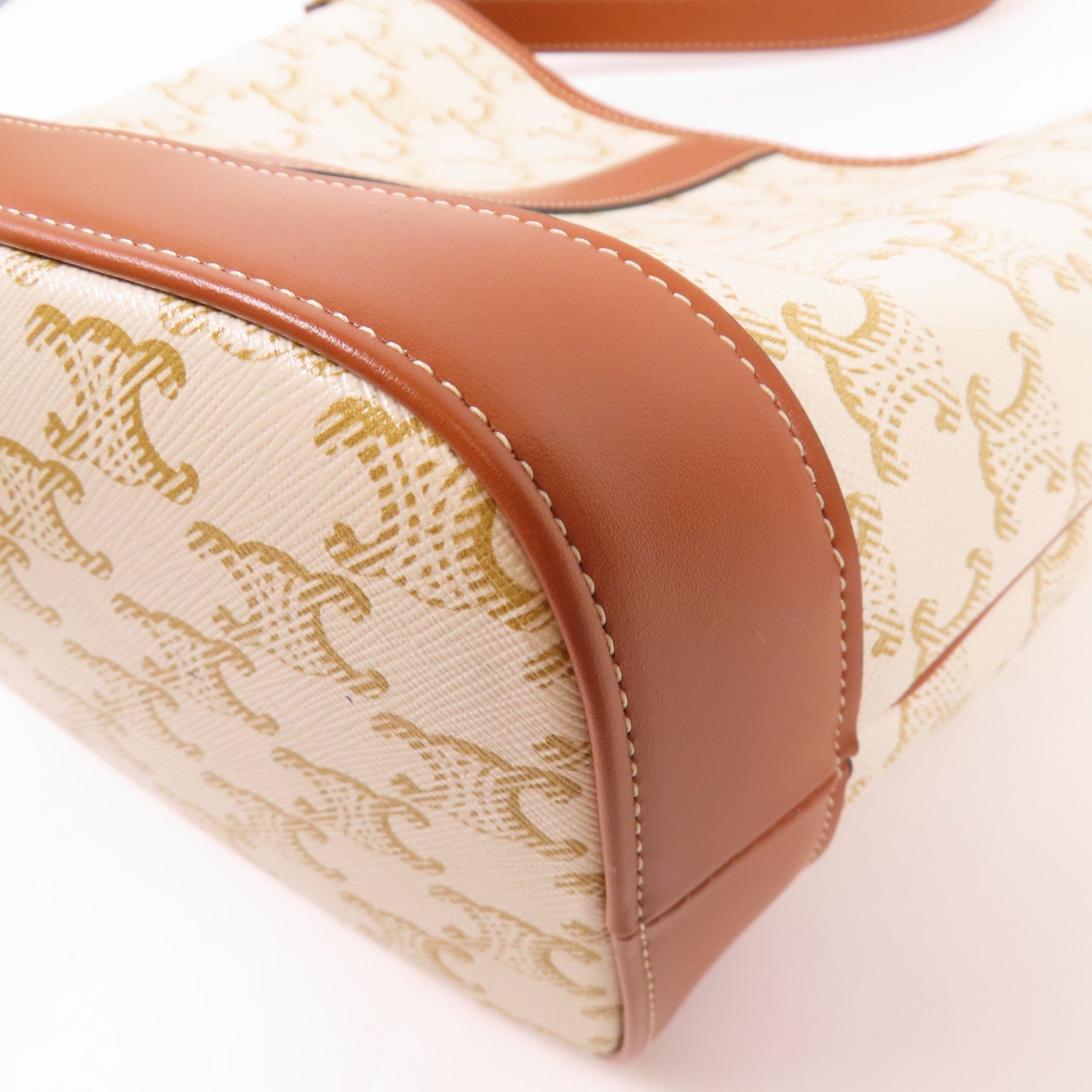 CELINE 塗層帆布Triomphe Bucket金扣肩背袋