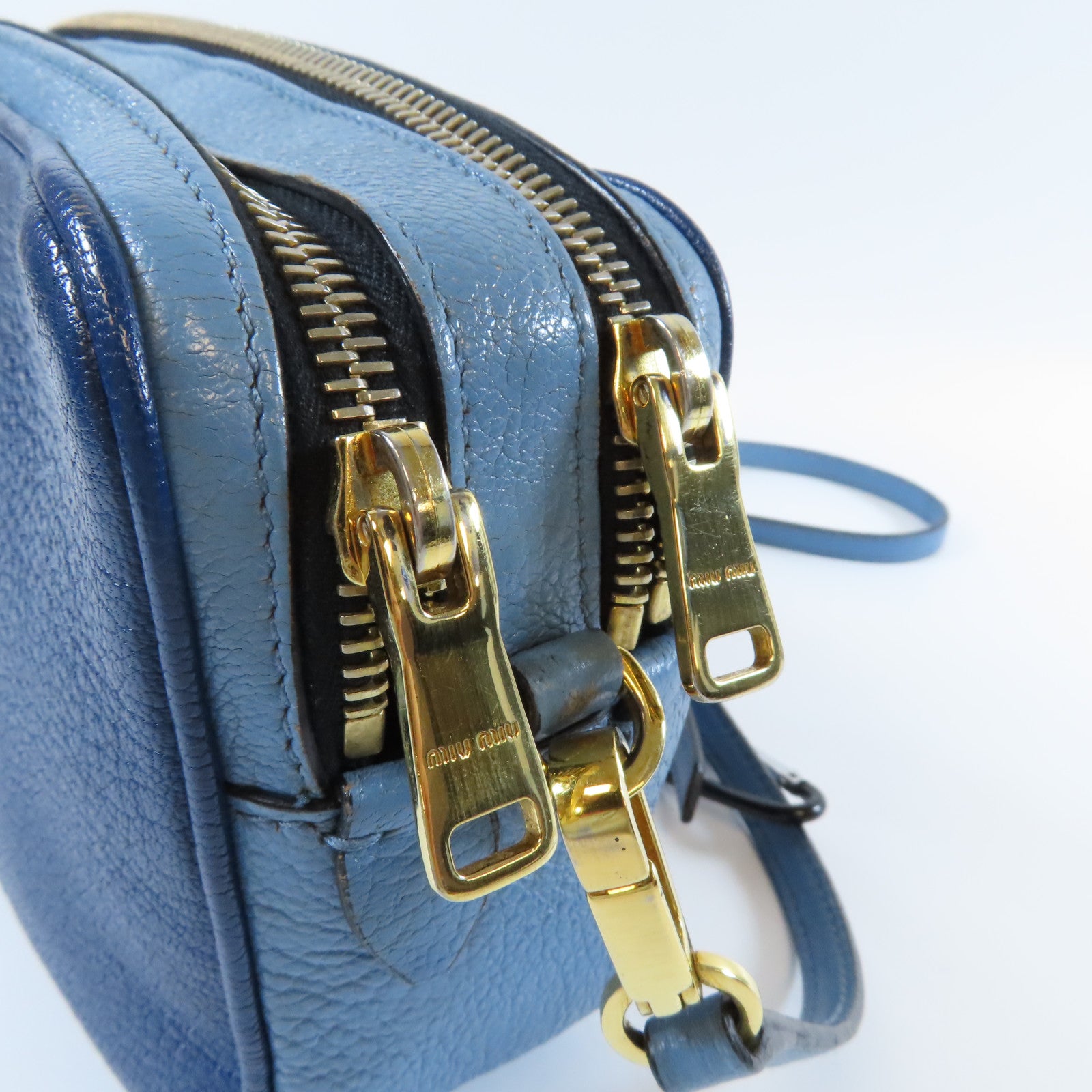 Miu Miu 【激減優惠】牛皮皮革Shoulder Bag金扣肩背袋藍色