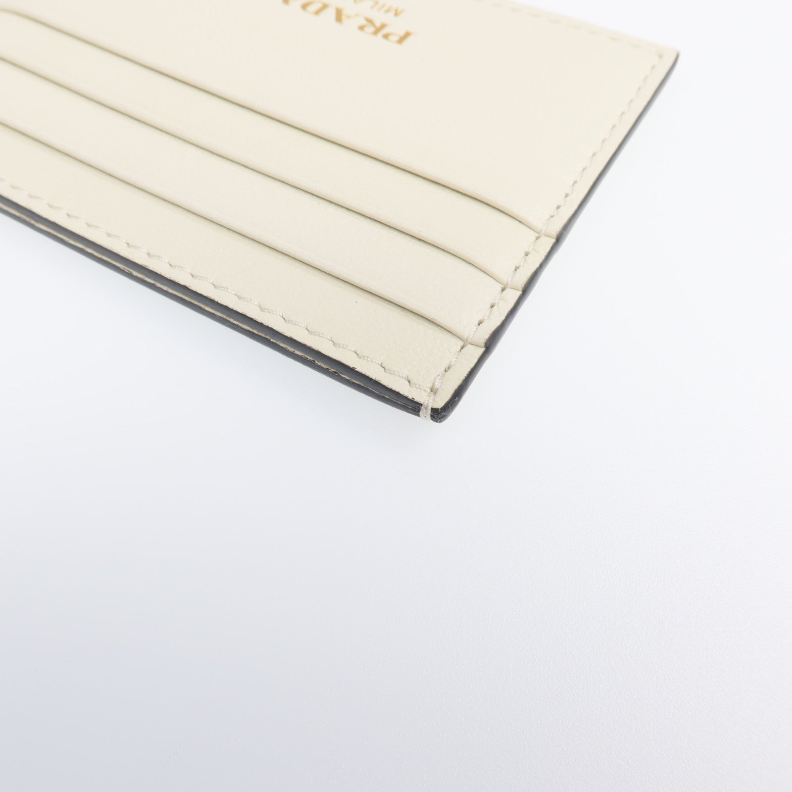 PRADA 牛皮皮革Card Case卡片套