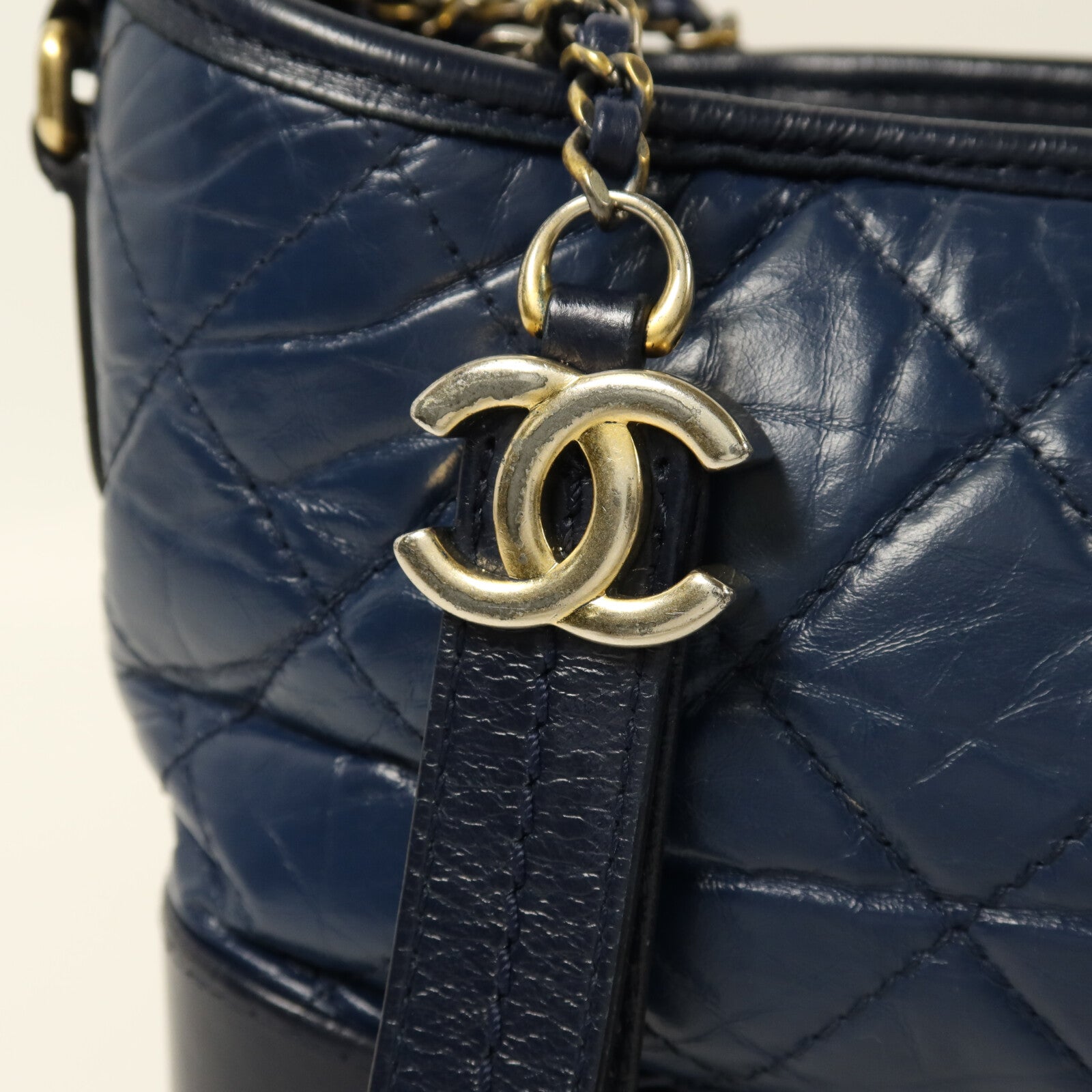CHANEL 牛皮皮革Gabrielle Small鏈帶肩背袋