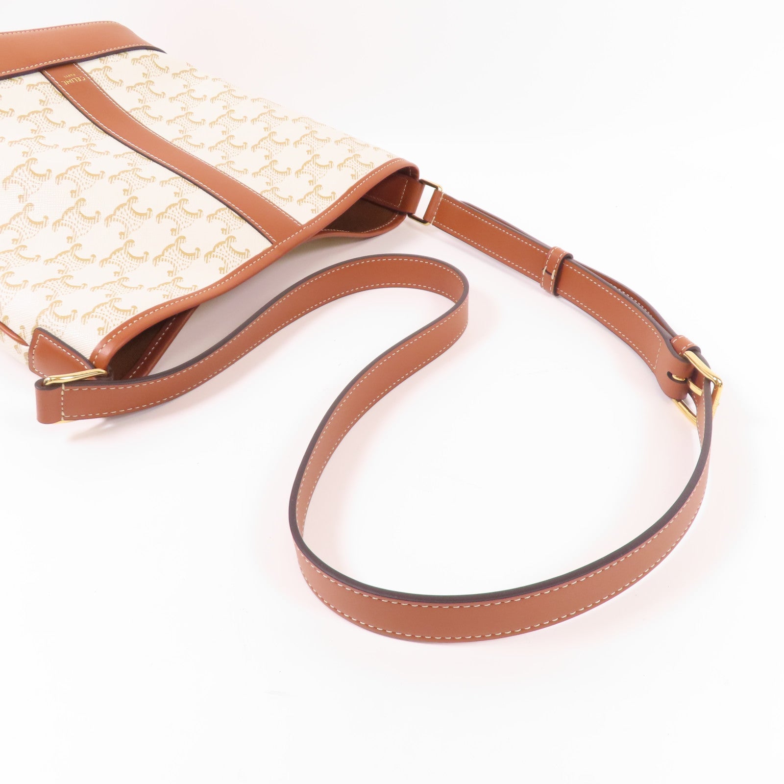 CELINE 塗層帆布Triomphe Bucket金扣肩背袋