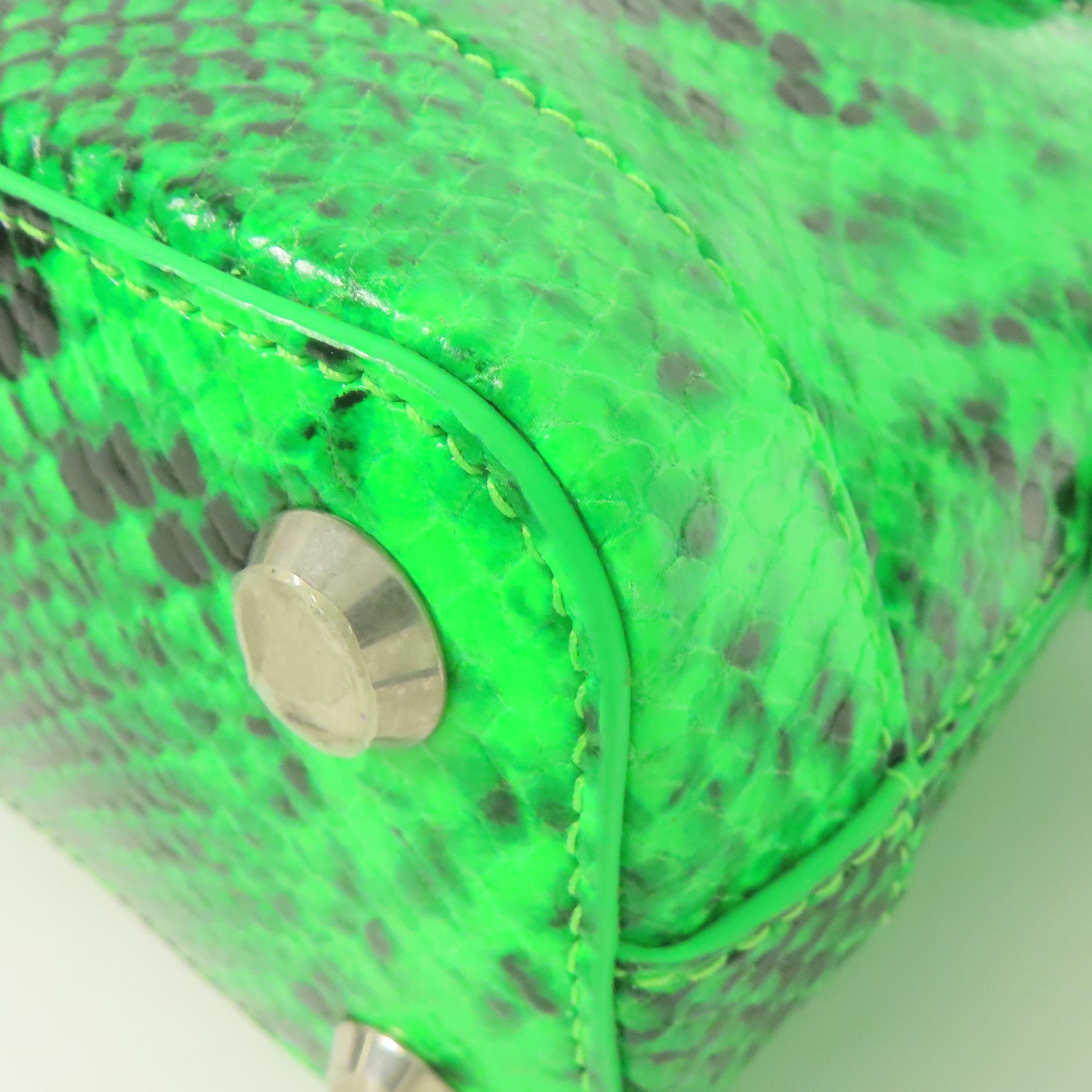 BALENCIAGA 蛇皮皮革XXS Ville Bag銀扣手挽肩背兩用袋