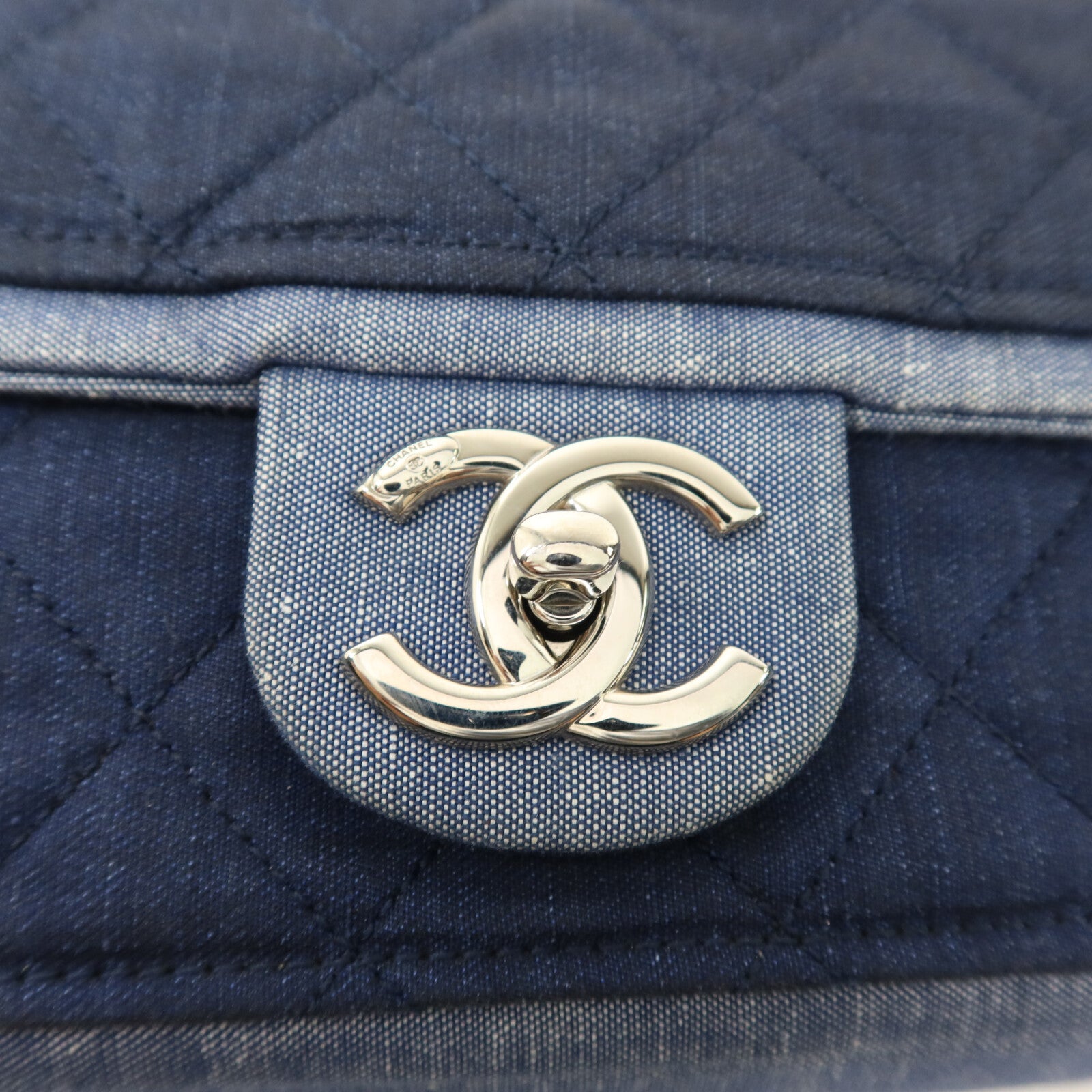 CHANEL 牛仔布Flag Bag鏈帶手挽肩背兩用袋
