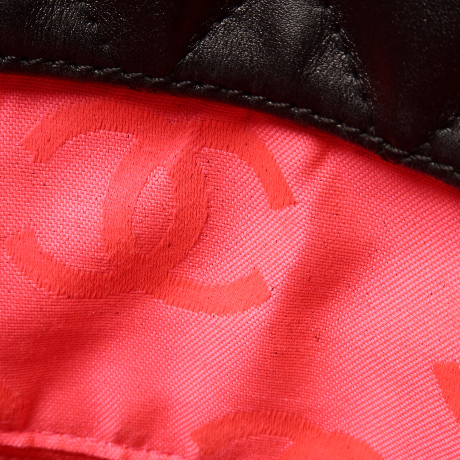 CHANEL 牛皮皮革/塗層皮革Cambon Line Medium Tote手挽袋