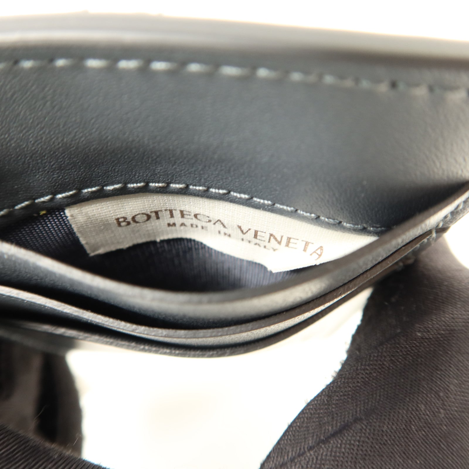 BOTTEGA VENETA 牛皮皮革Zippered Card Case銀扣卡片套
