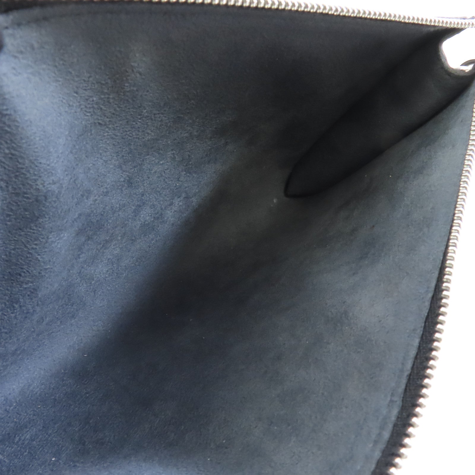 LOUIS VUITTON Epi Pochette Accessories銀扣肩背袋黑色