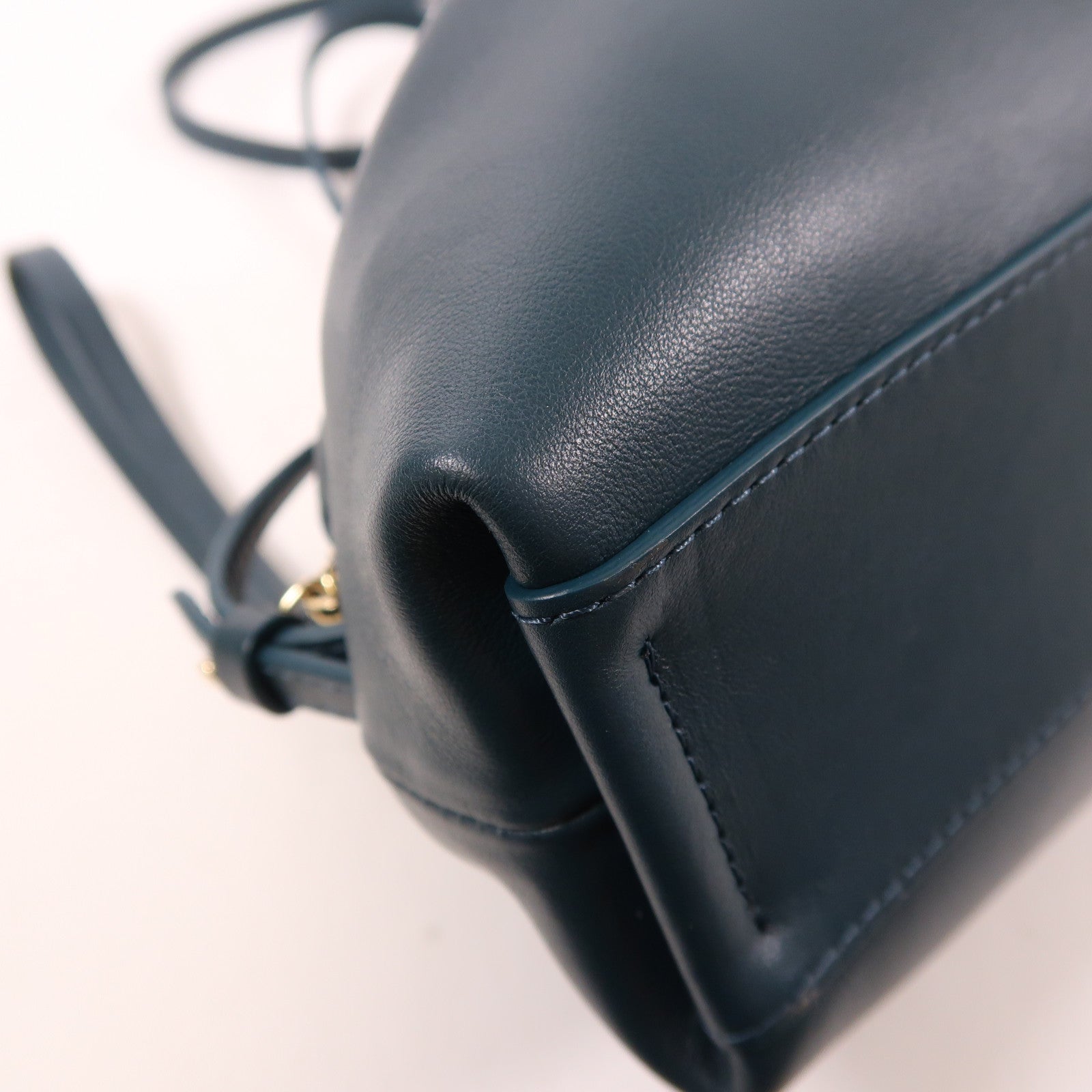 Chloe 牛皮皮革Shoulder Bag金扣肩背袋