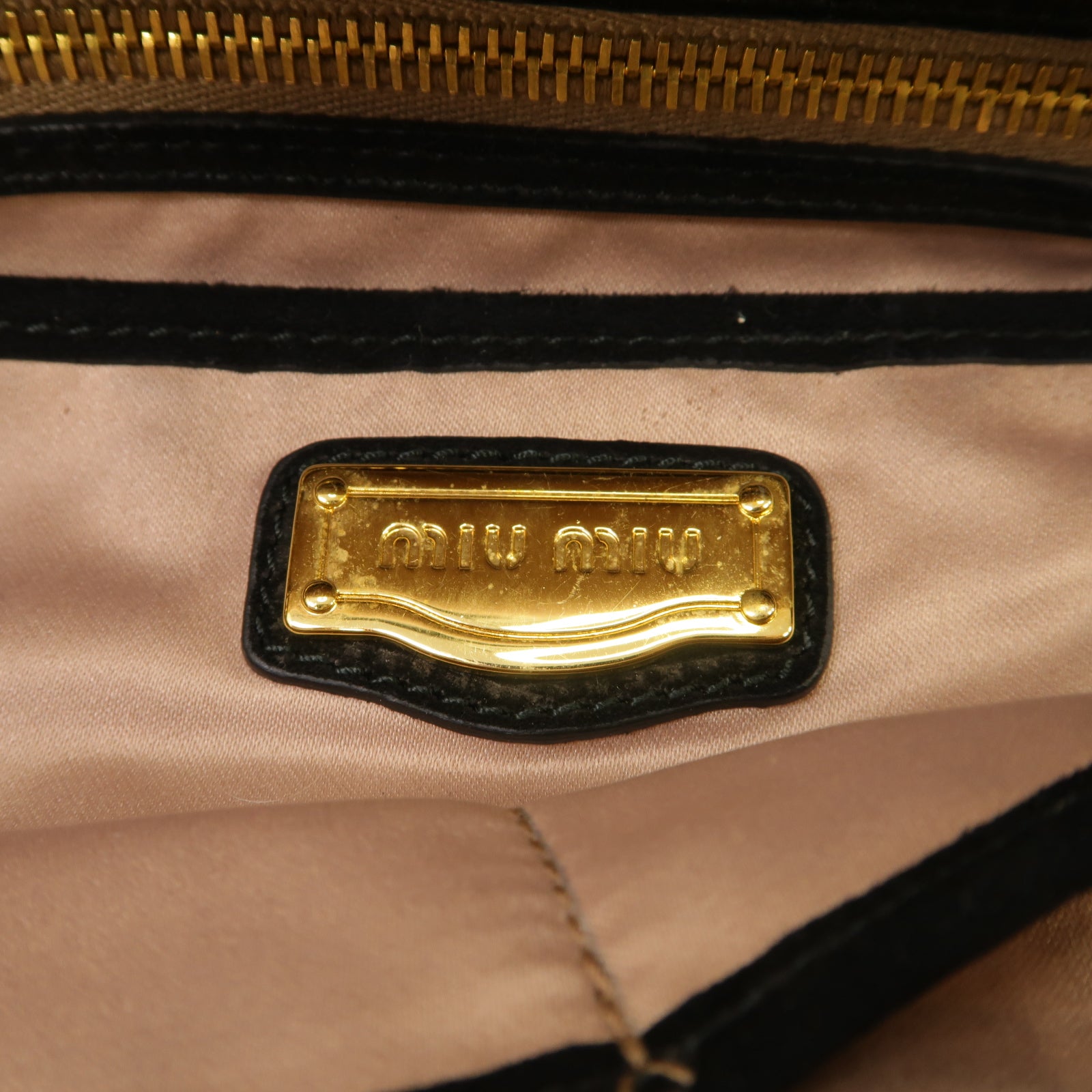 Miu Miu 麂皮皮革Shoulder Bag金扣肩背袋黑色