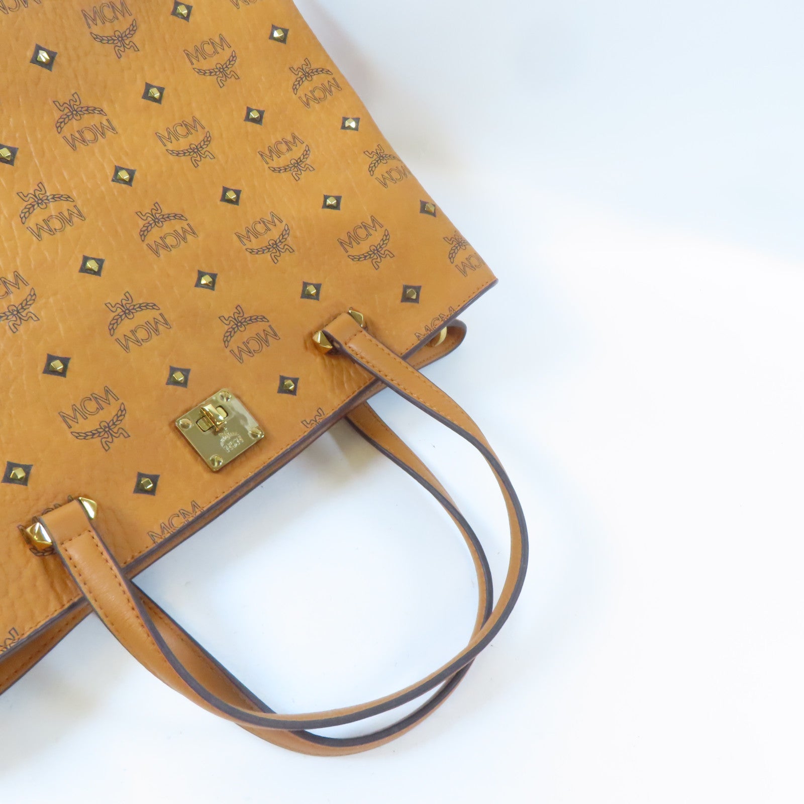MCM 皮革2 Way Shoulder Bag金扣手挽肩背兩用袋啡色