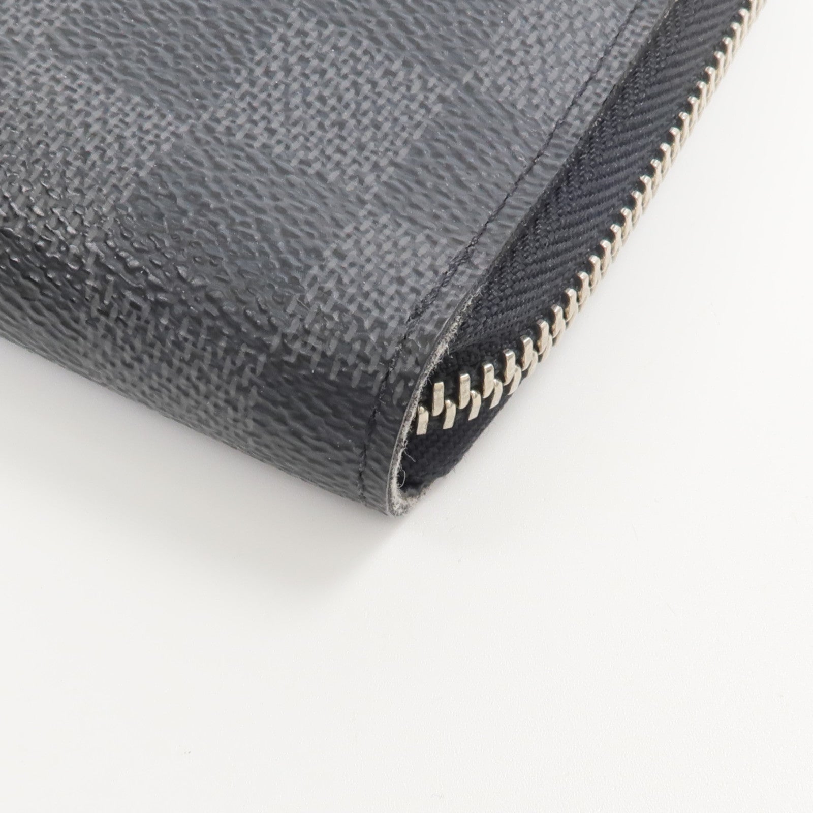 LOUIS VUITTON Damier Graphite Zipper Organizer長錢包