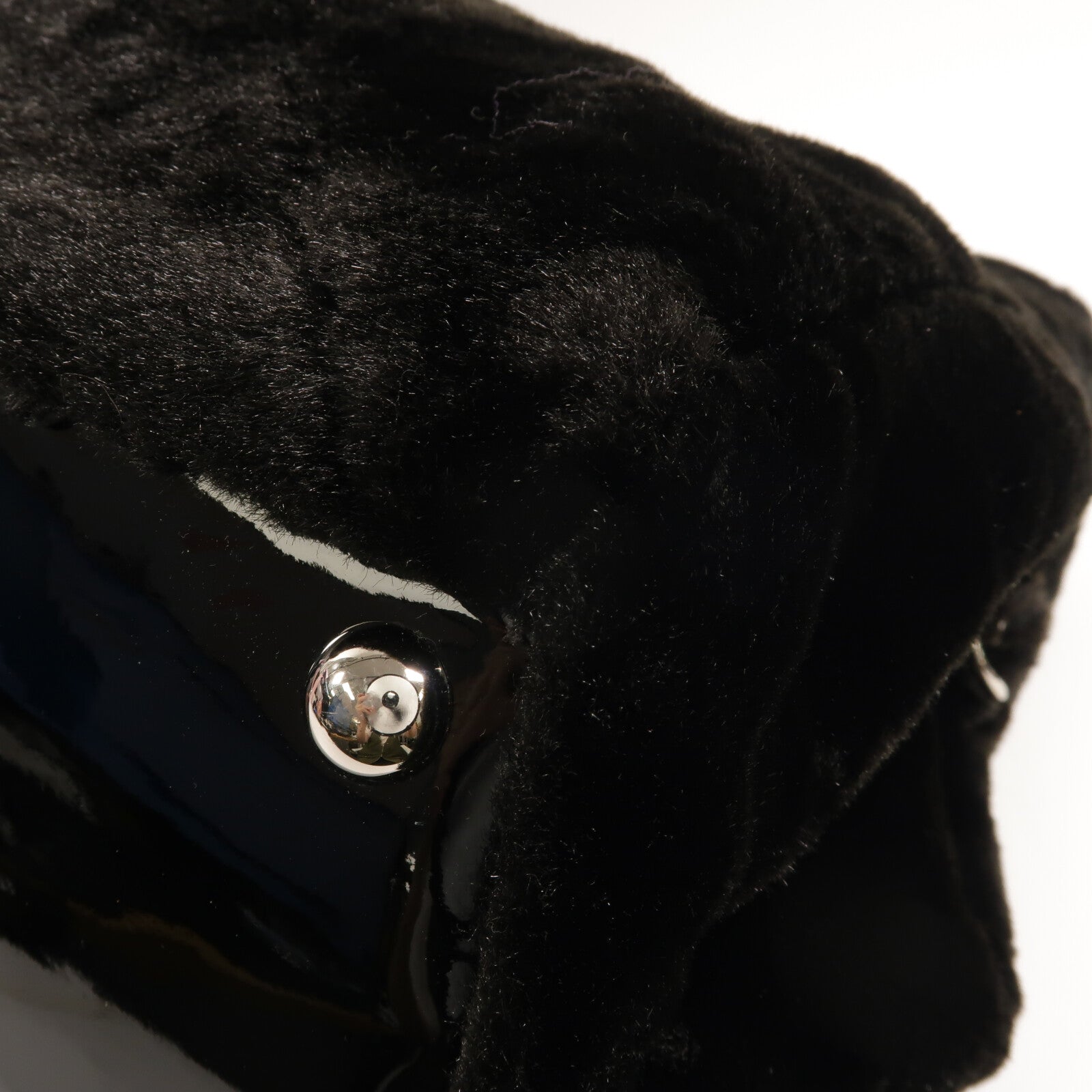 CHANEL Fantasy Fur Camellia Tote Bag肩背袋