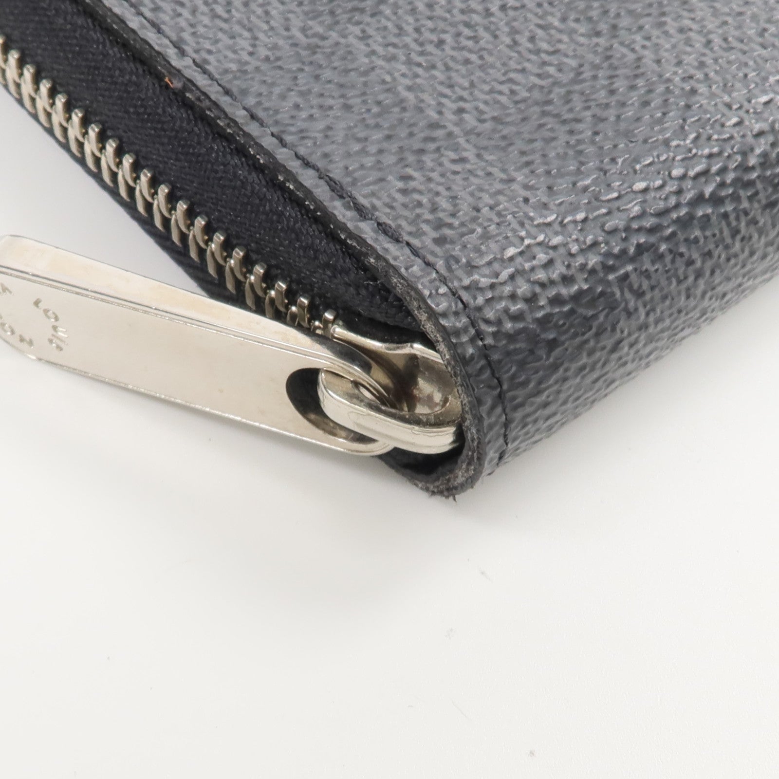 LOUIS VUITTON Damier Graphite Zipper Organizer長錢包