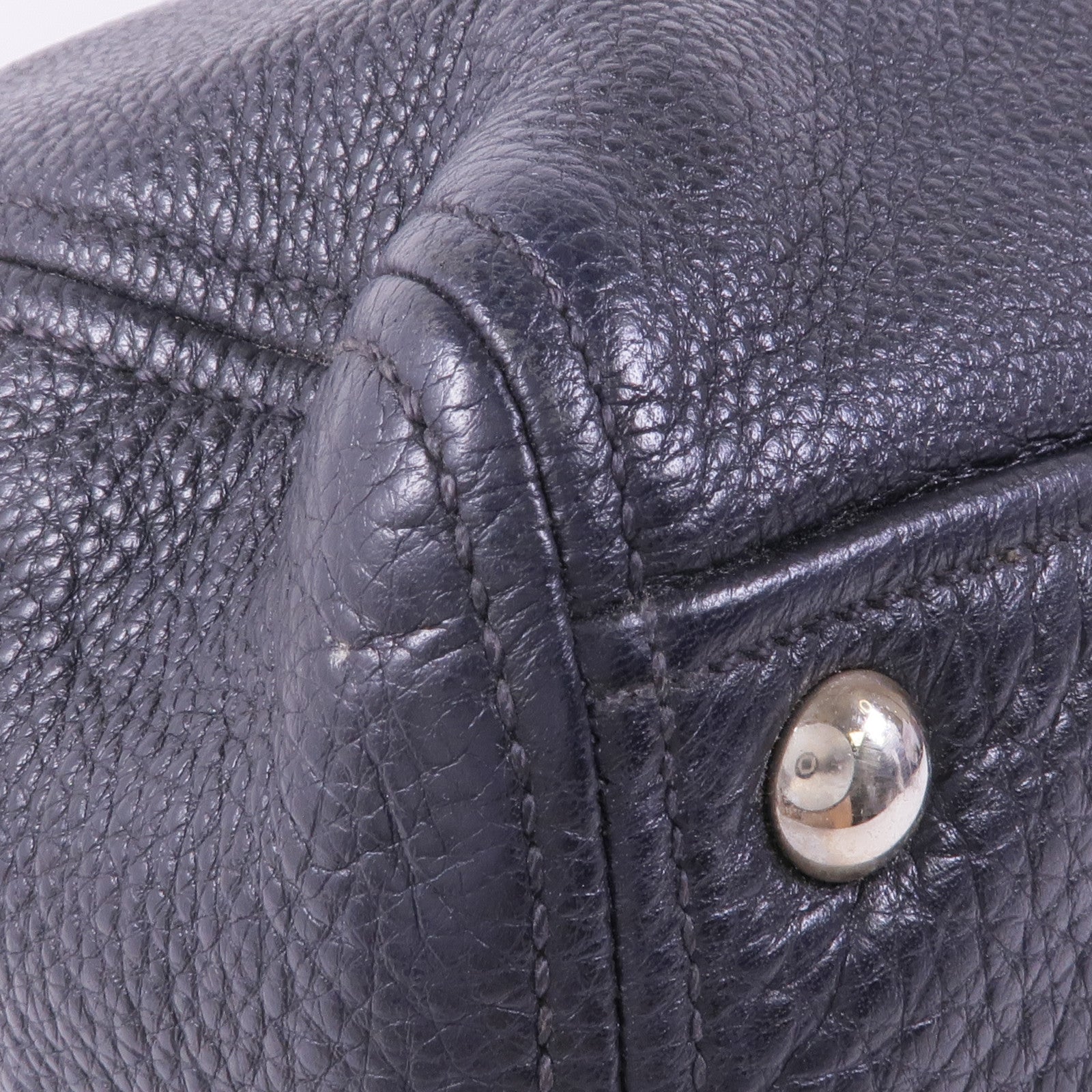 Miu Miu 牛皮皮革2 Way Shoulder銀扣手挽肩背兩用袋