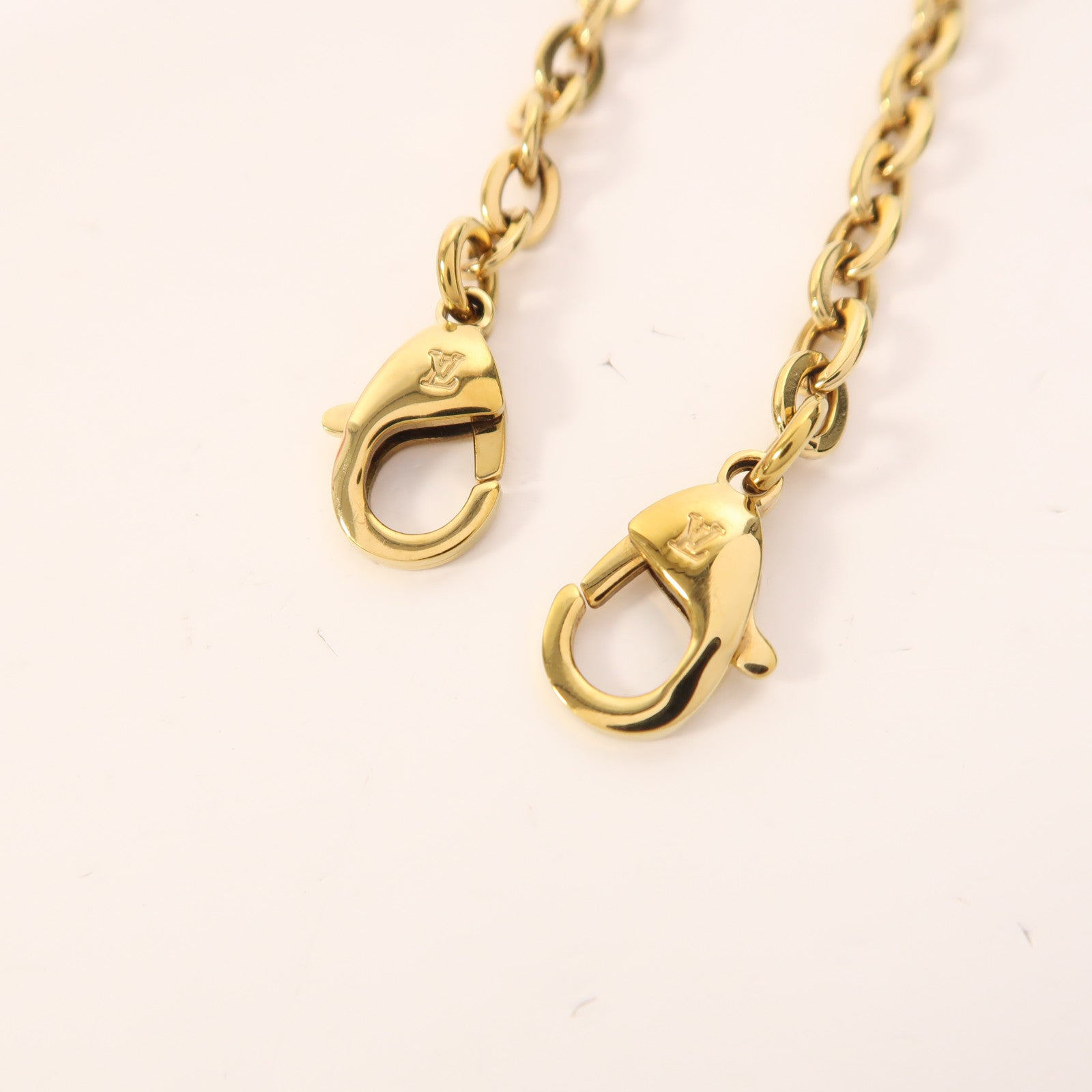 LOUIS VUITTON 【激減優惠】Monogram Vernis Pochette金扣鏈帶肩背袋