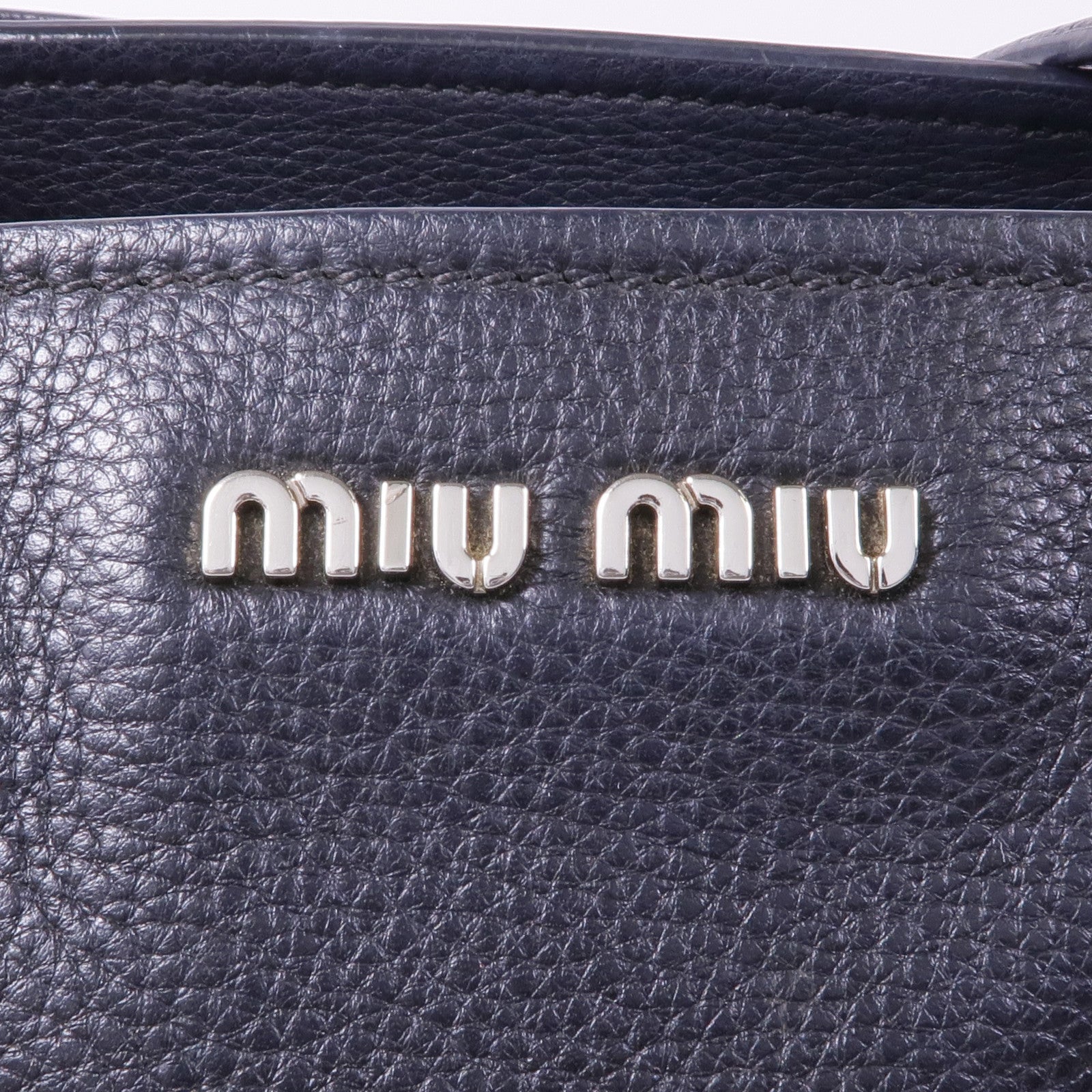 Miu Miu 牛皮皮革2 Way Shoulder銀扣手挽肩背兩用袋