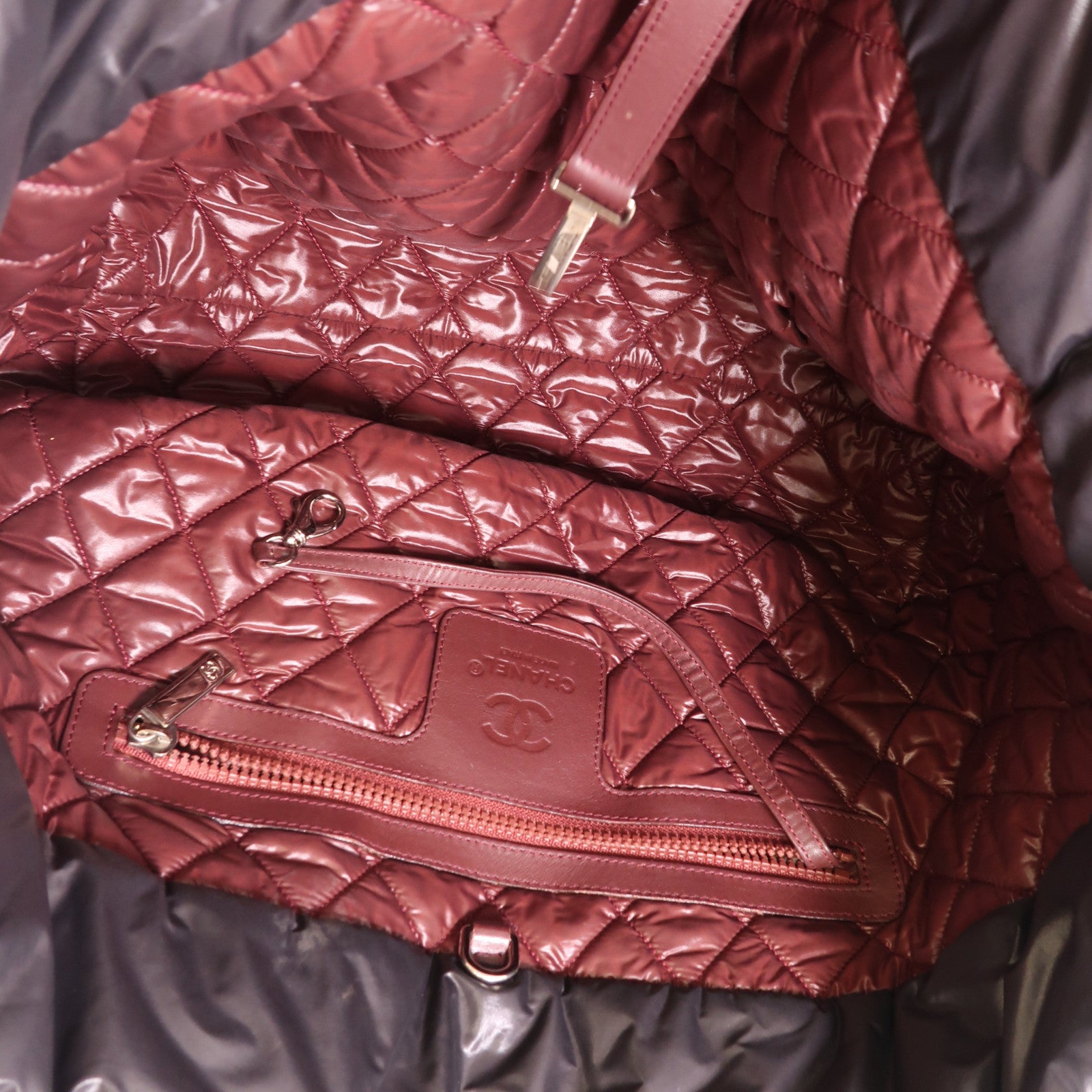 CHANEL 尼龍Coco Cocoon Tote Bag銀扣手挽袋