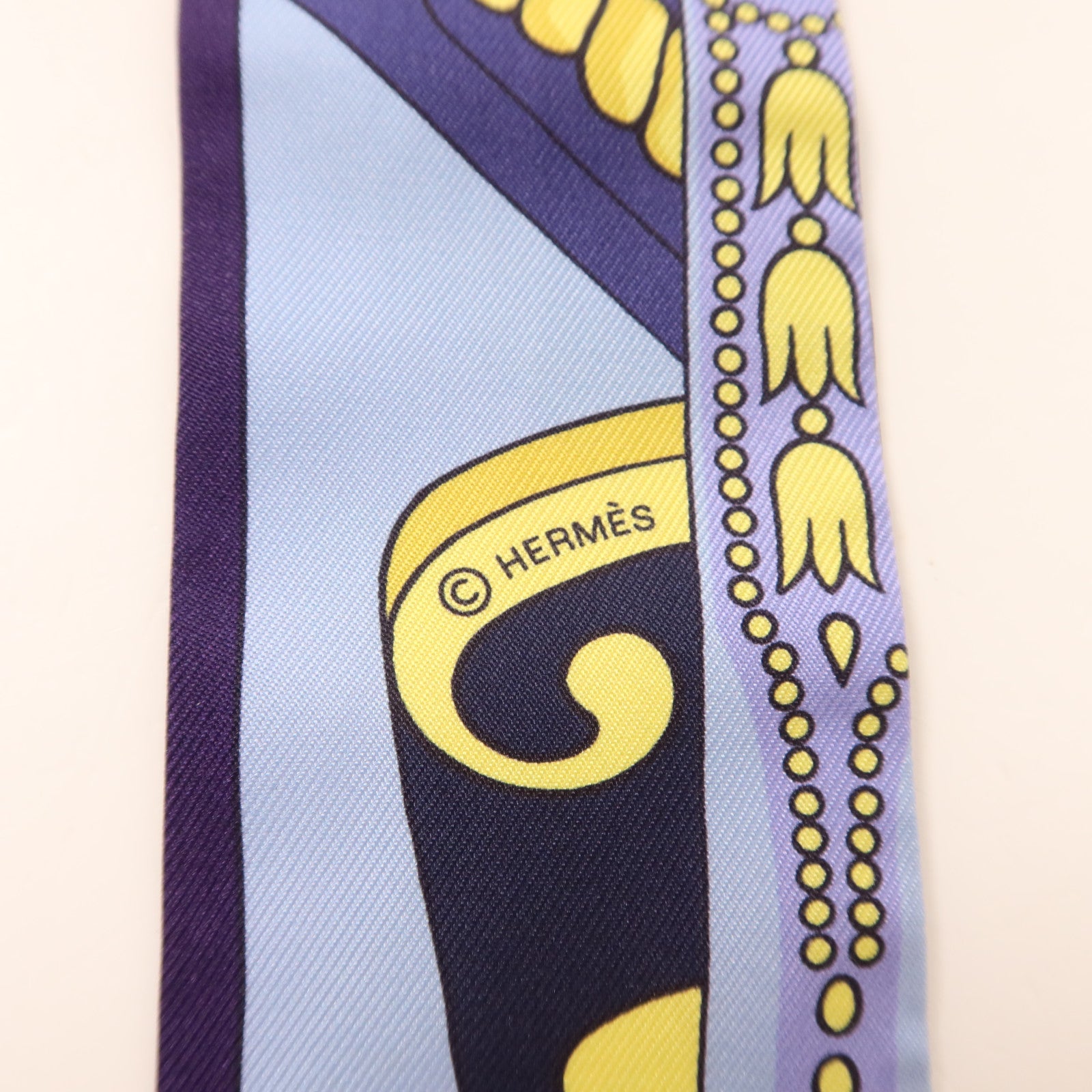 HERMES 絲質Twilly絲巾