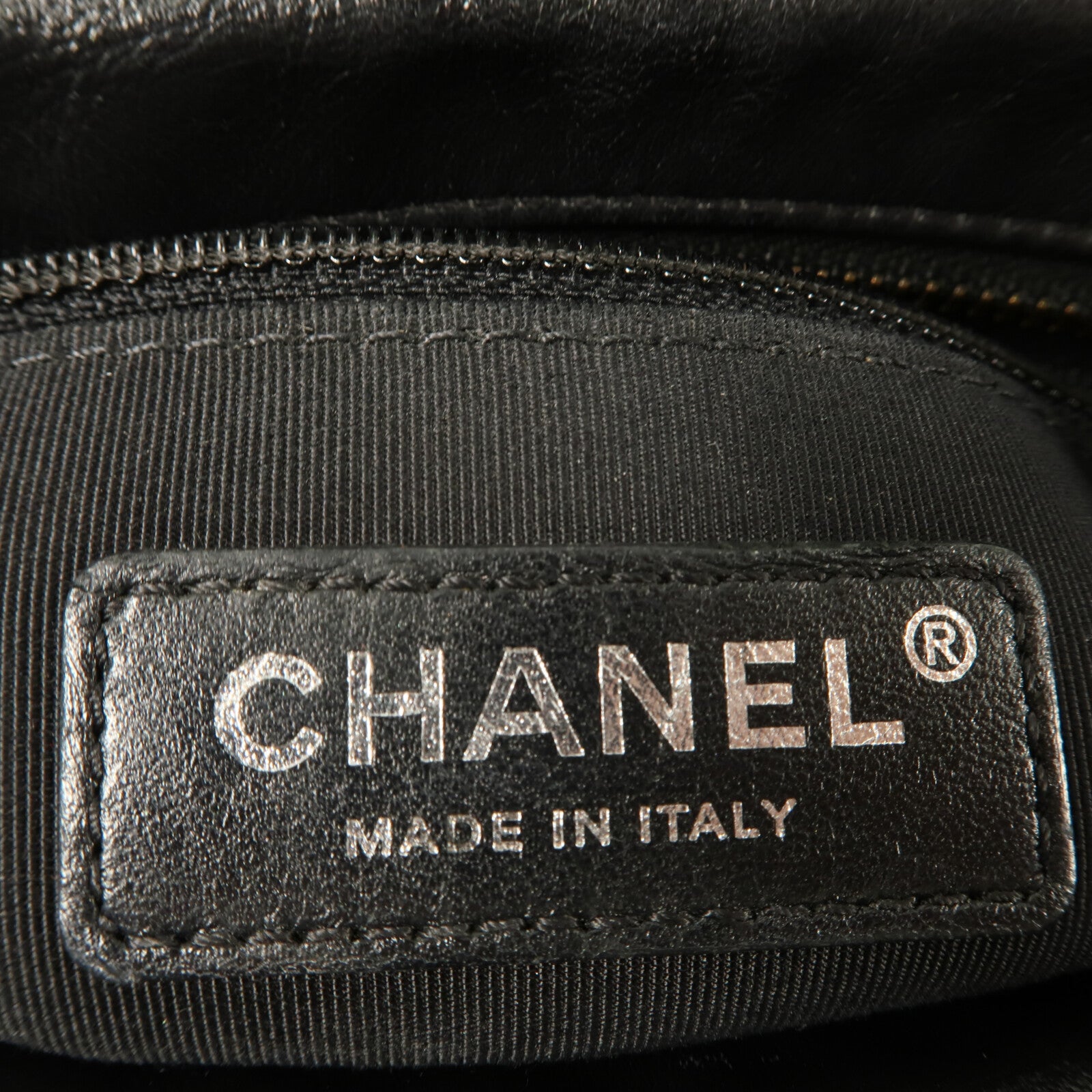 CHANEL 牛皮皮革Gabrielle Small So Black鏈帶手挽肩背兩用袋
