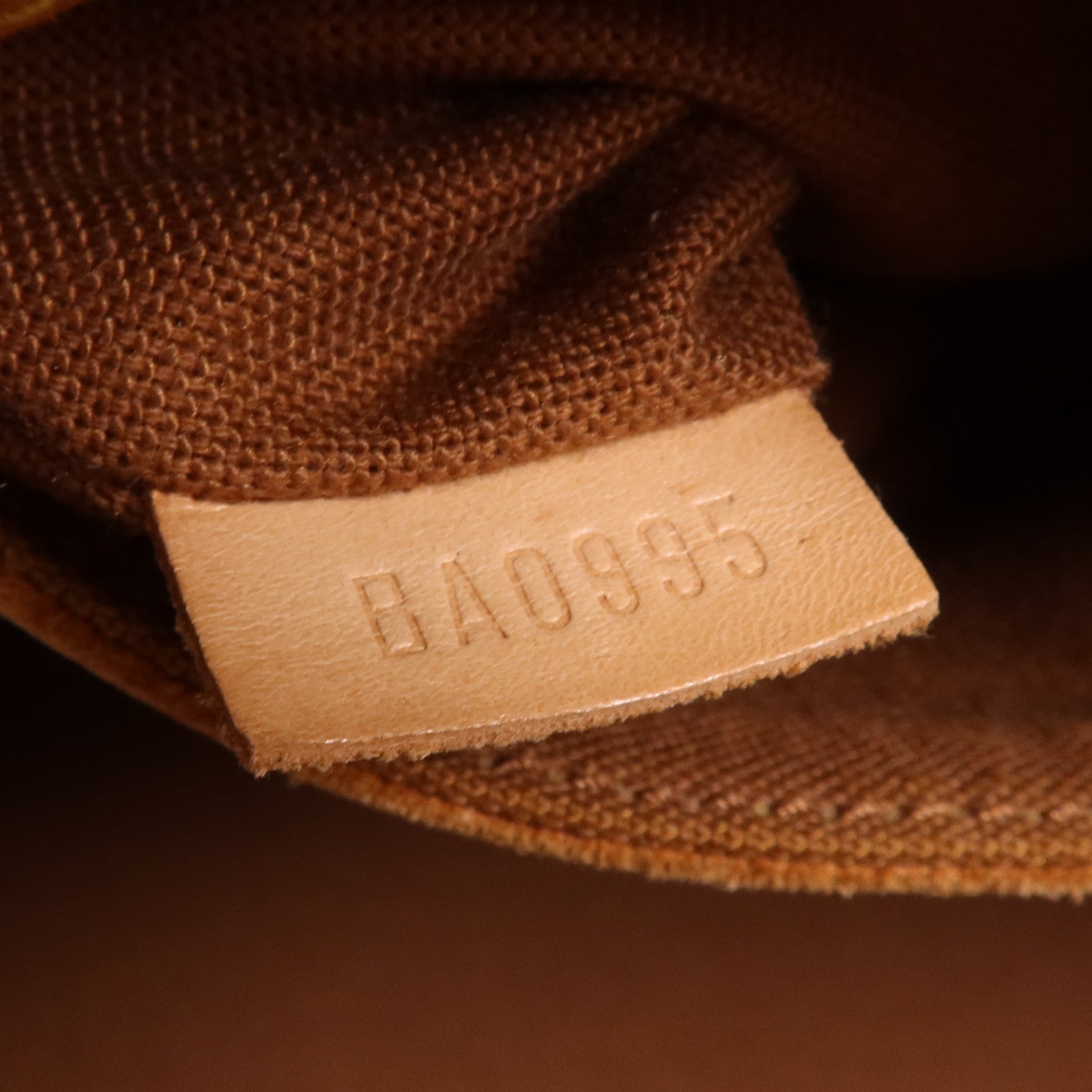 LOUIS VUITTON Monogram Alma PM金扣手挽袋棕色