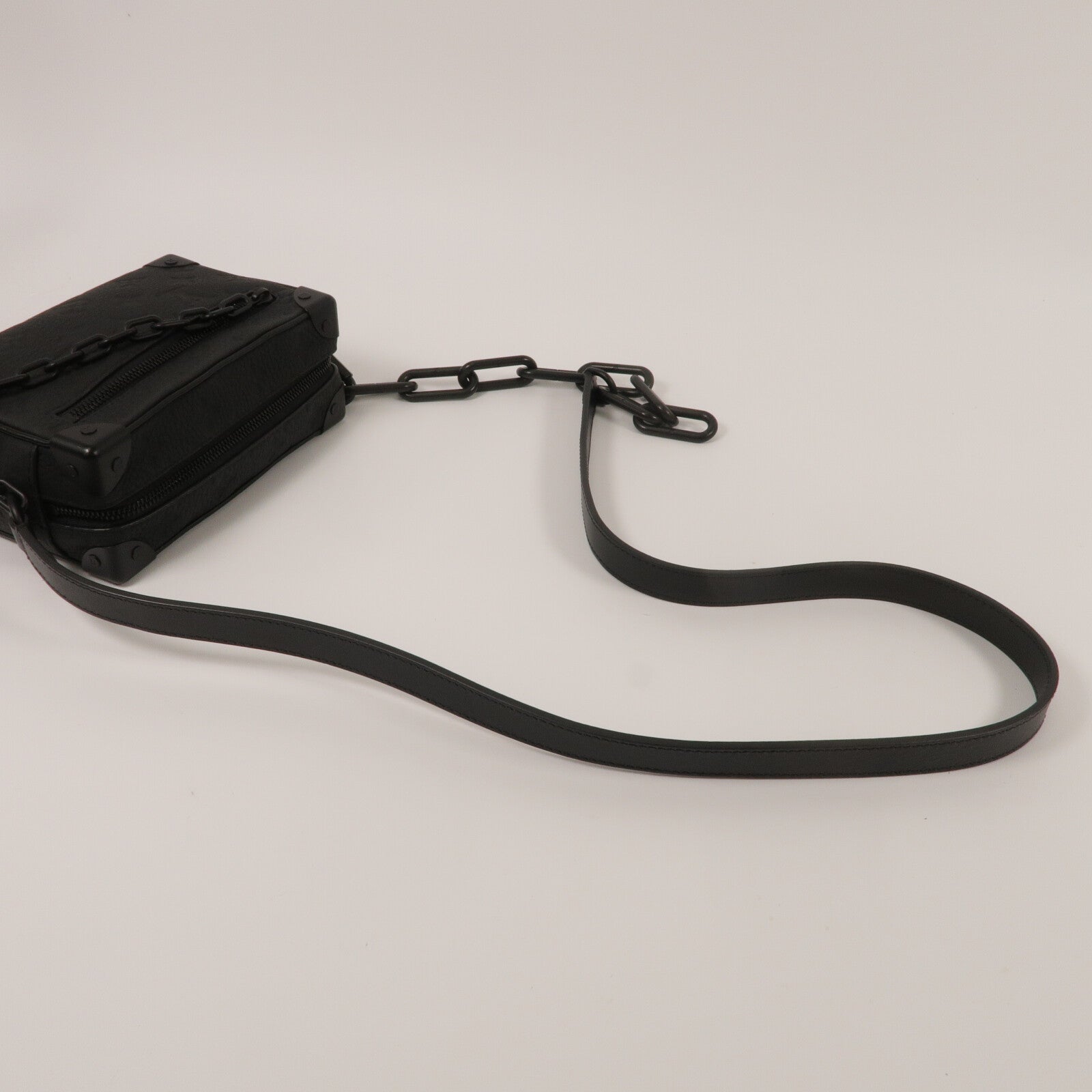 LOUIS VUITTON Monogram Taurillon Mini Soft Trunk肩背袋