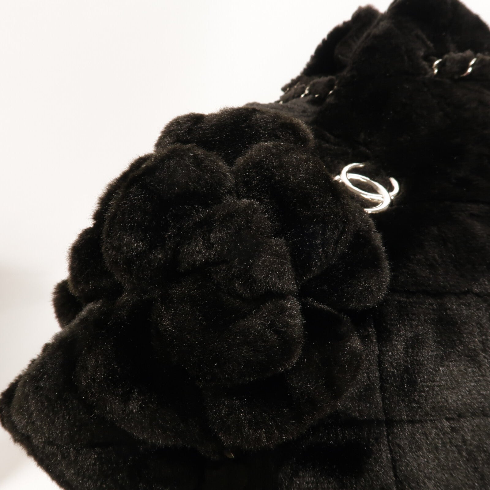 CHANEL Fantasy Fur Camellia Tote Bag肩背袋