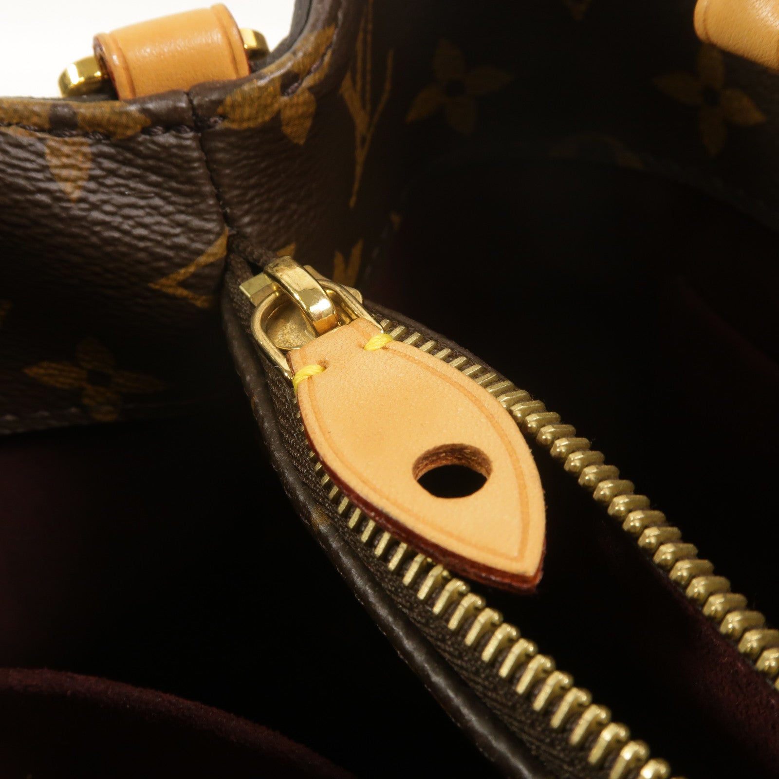LOUIS VUITTON Monogram Montaigne MM金扣手挽肩背兩用袋