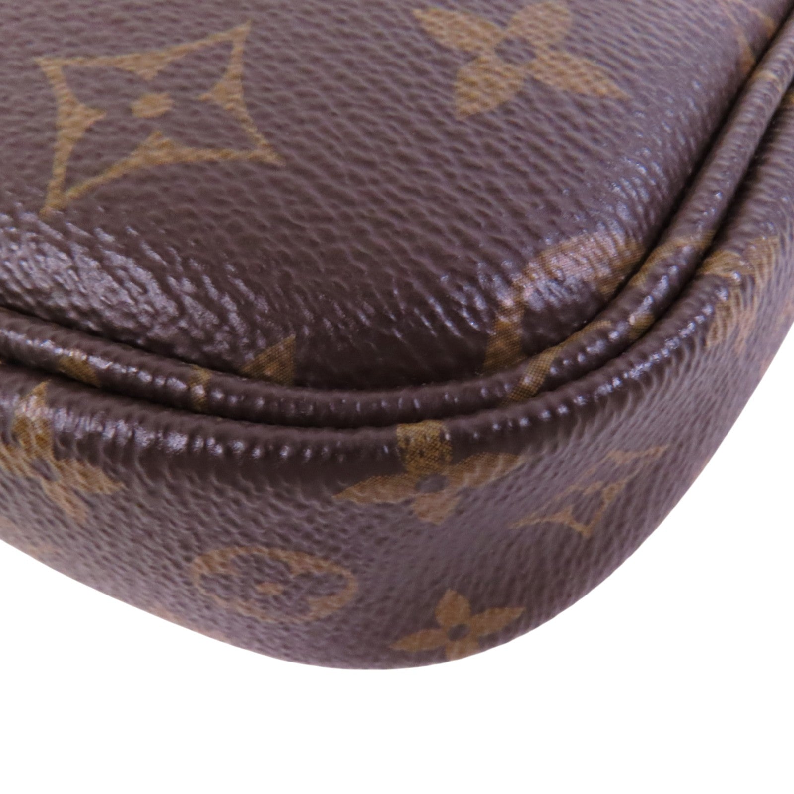 LOUIS VUITTON Monogram Mini Pochette Accessoirs金扣手挽肩背兩用袋