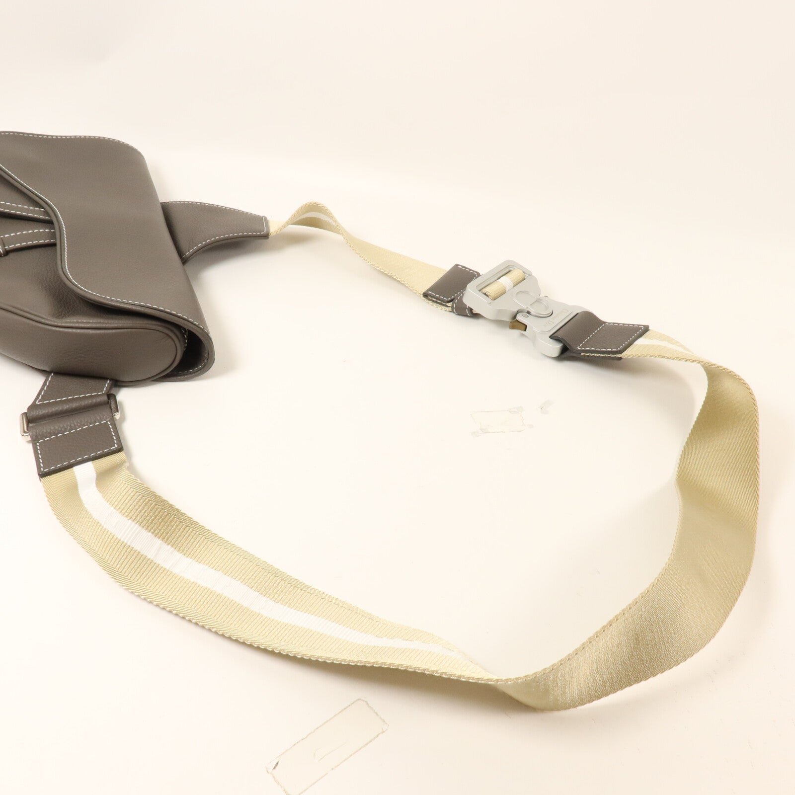 Dior 牛皮皮革Saddle Bag肩背袋