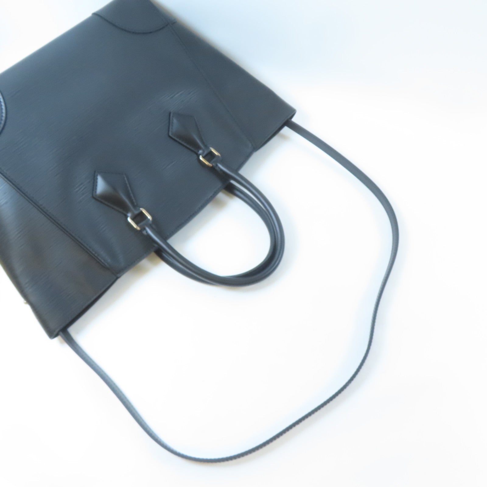 LOUIS VUITTON 【激減優惠】Epi Phoenix PM銀扣手挽肩背兩用袋黑色