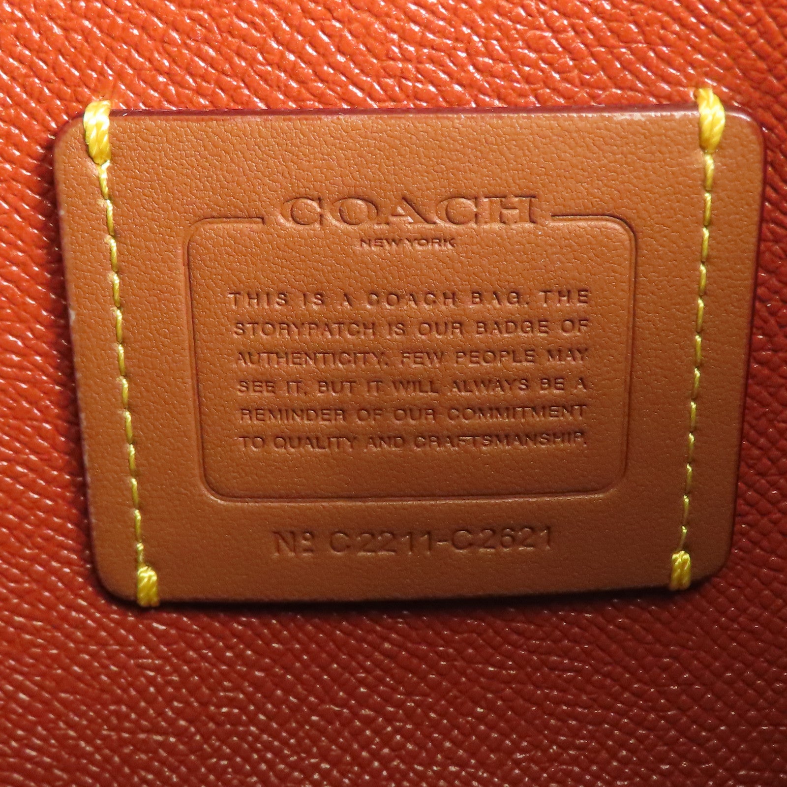 COACH 塗層帆布Shoulder Bag金扣手挽肩背兩用袋