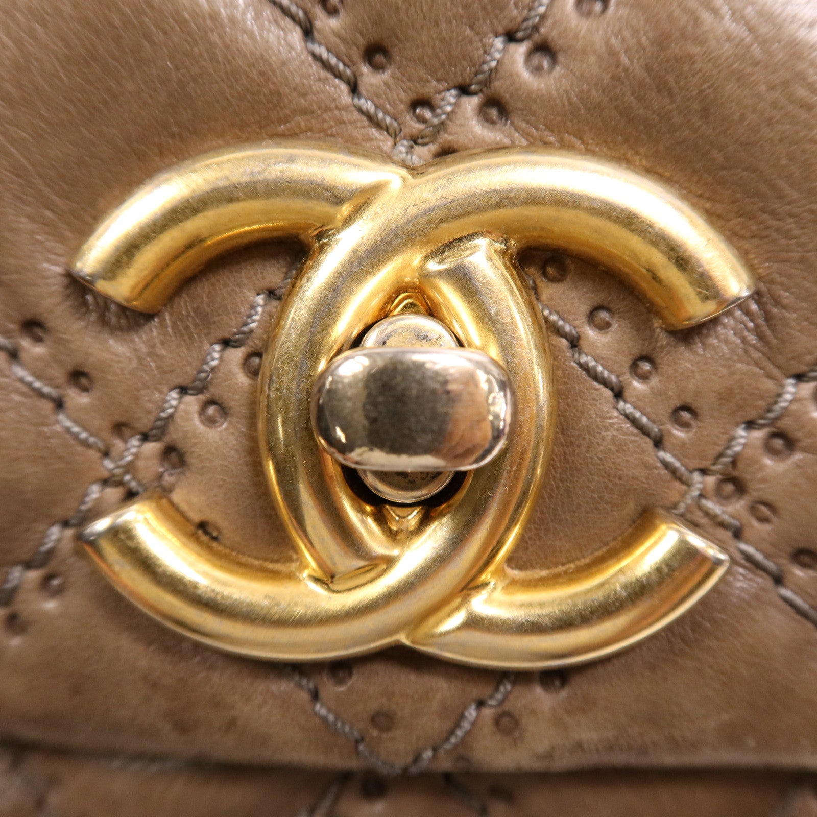 CHANEL 牛皮皮革Shoulder Bag金扣鏈帶肩背袋