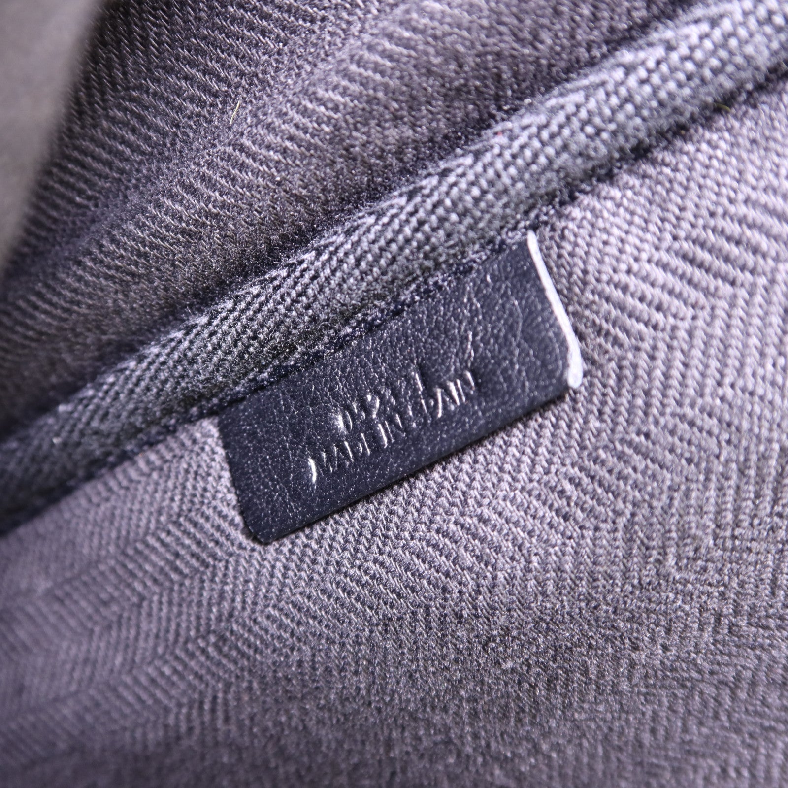 LOEWE 牛皮皮革Military Backpack銀扣背包