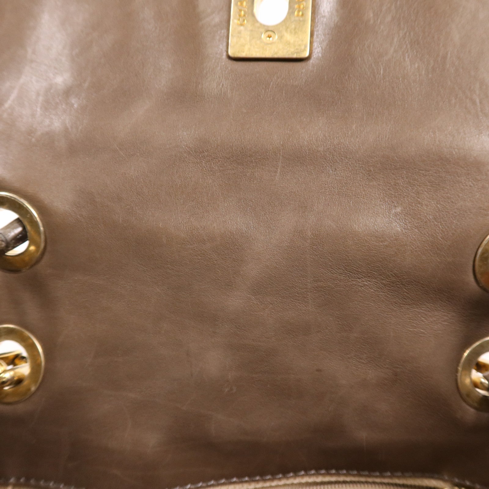 CHANEL 牛皮皮革Shoulder Bag金扣鏈帶肩背袋