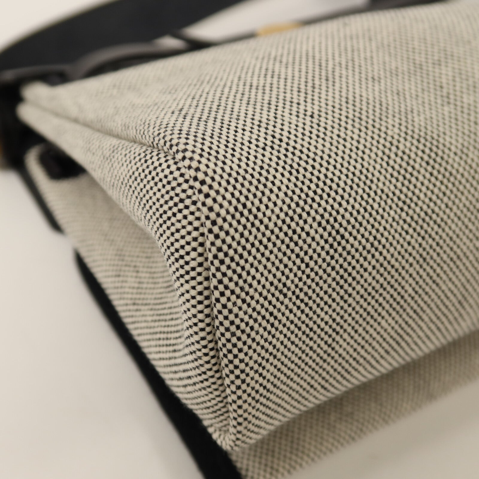 HERMES Toile H帆布Mini Herbag金扣肩背袋Noir
