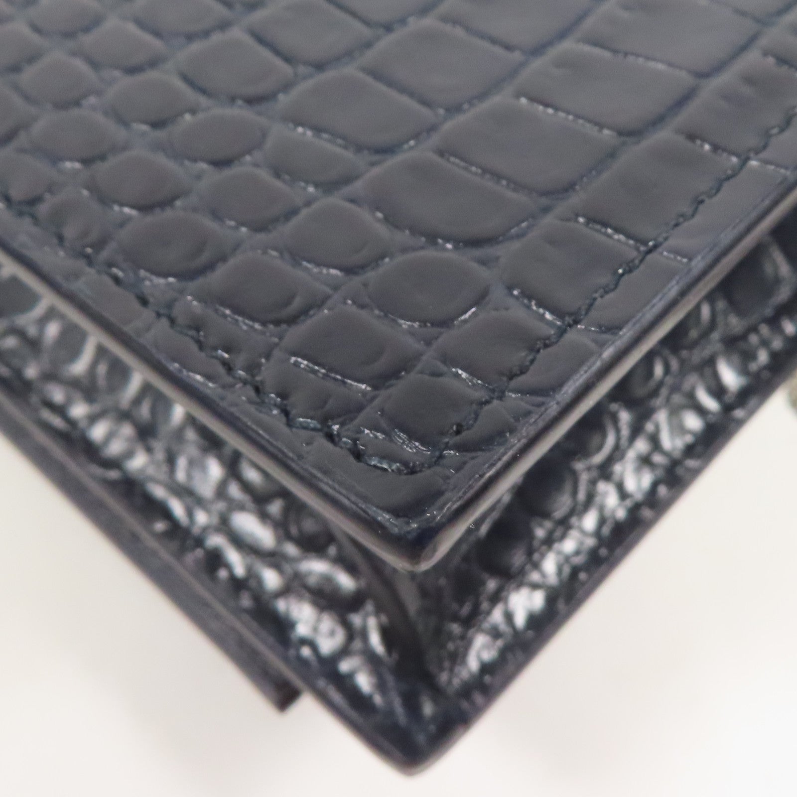 SAINT LAURENT 牛皮皮革Shoulder Bag銀扣鏈帶肩背袋