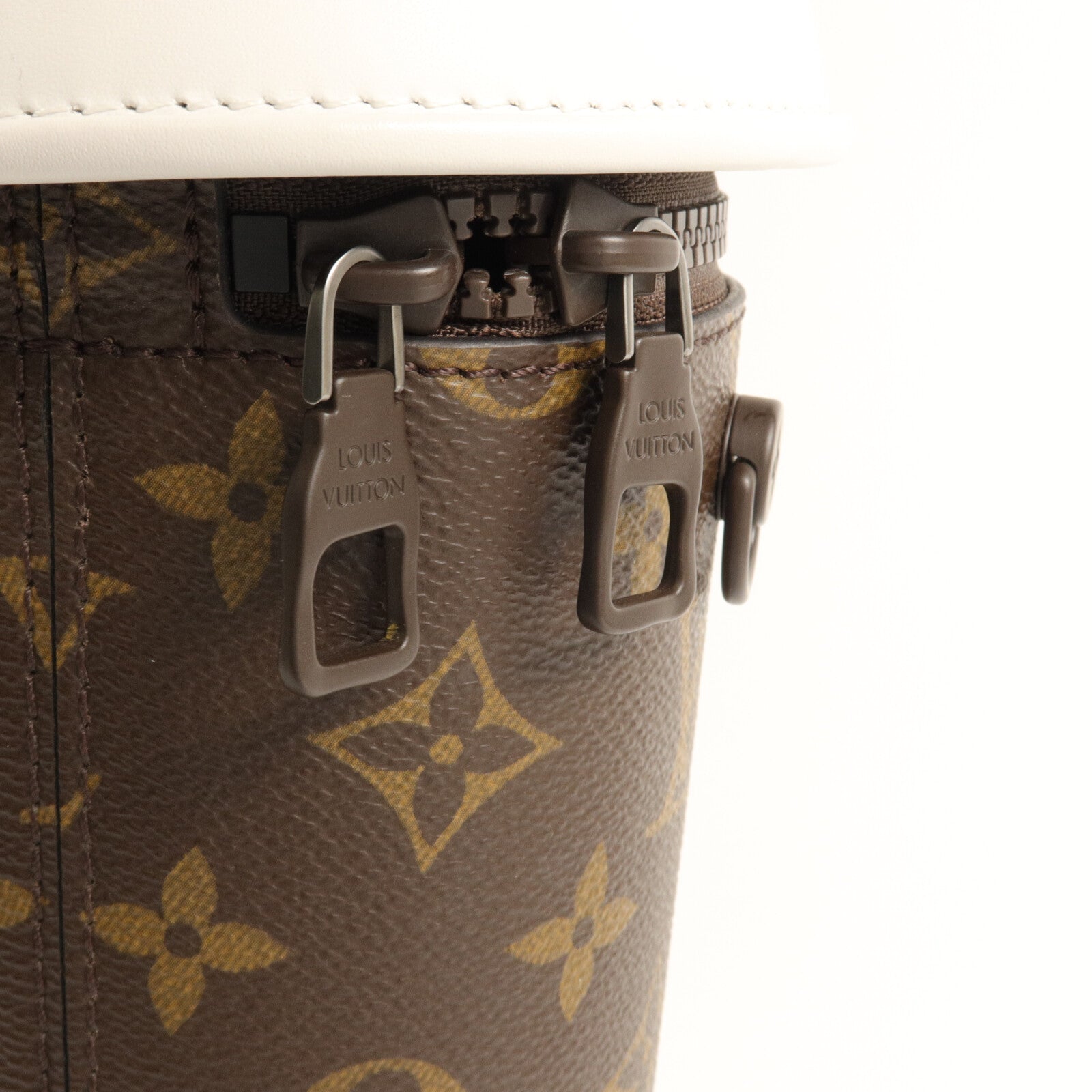 LOUIS VUITTON Monogram Coffee Cup Pouch肩背袋