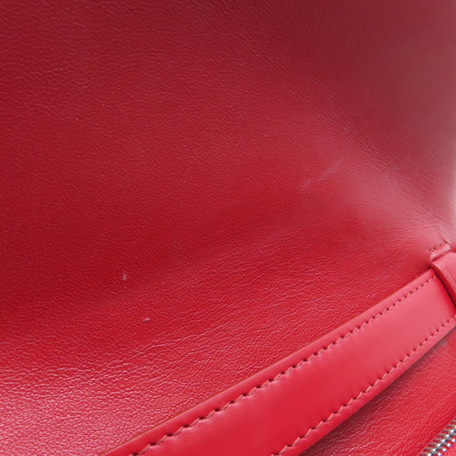 CELINE 牛皮皮革Classic Box银扣肩背袋红色