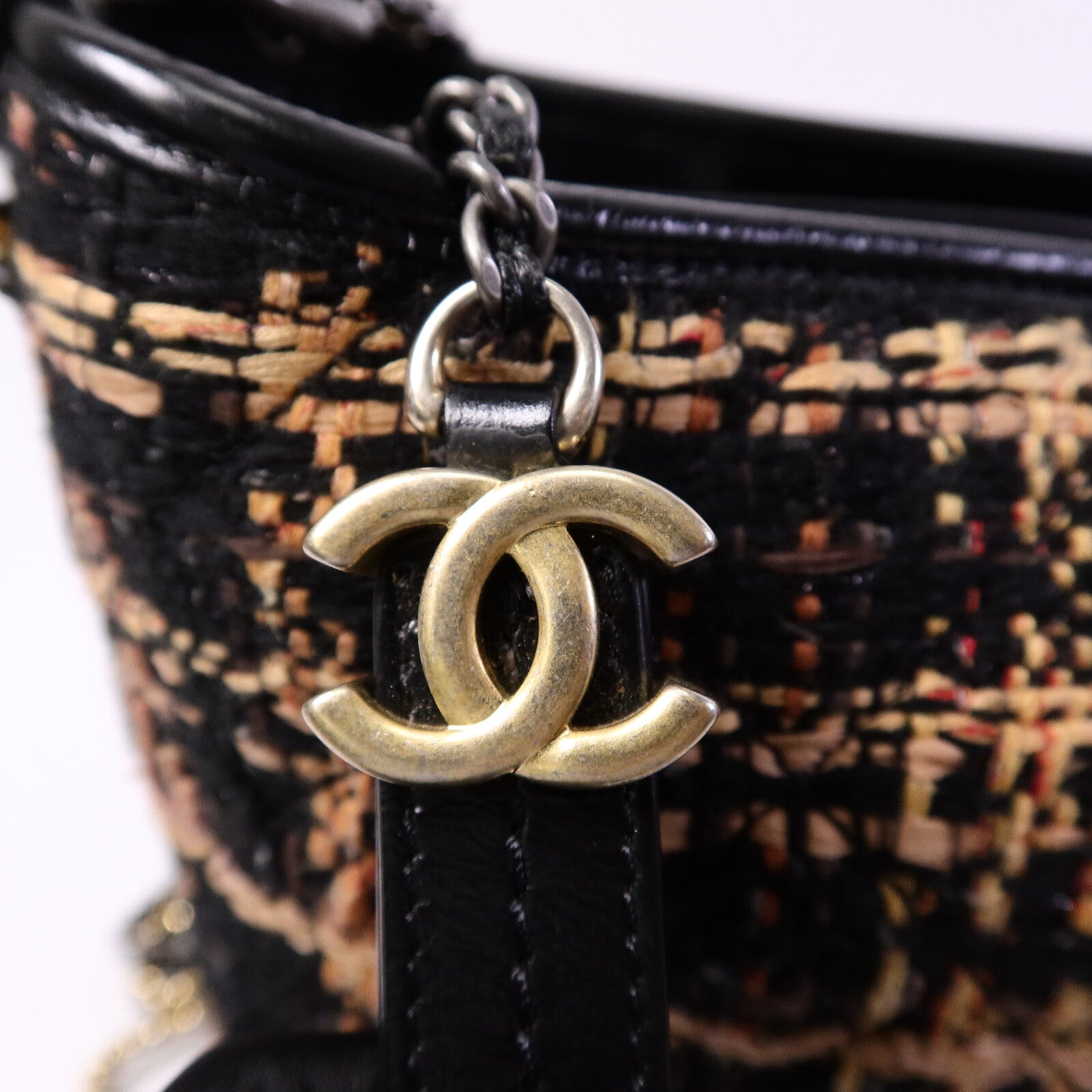 CHANEL 【激減優惠】Tweed Gabrielle Medium鏈帶肩背袋