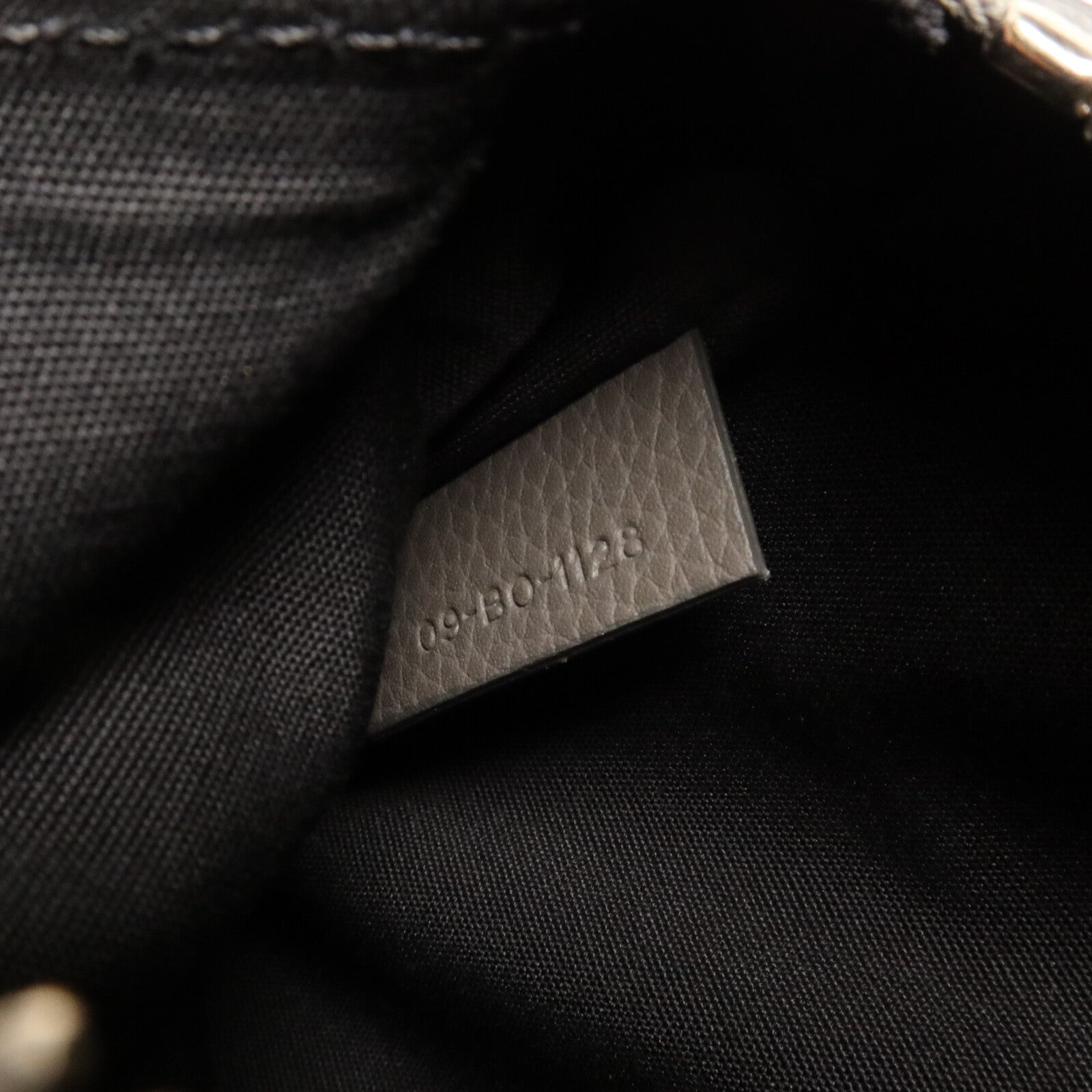 Dior 牛皮皮革Saddle Bag肩背袋