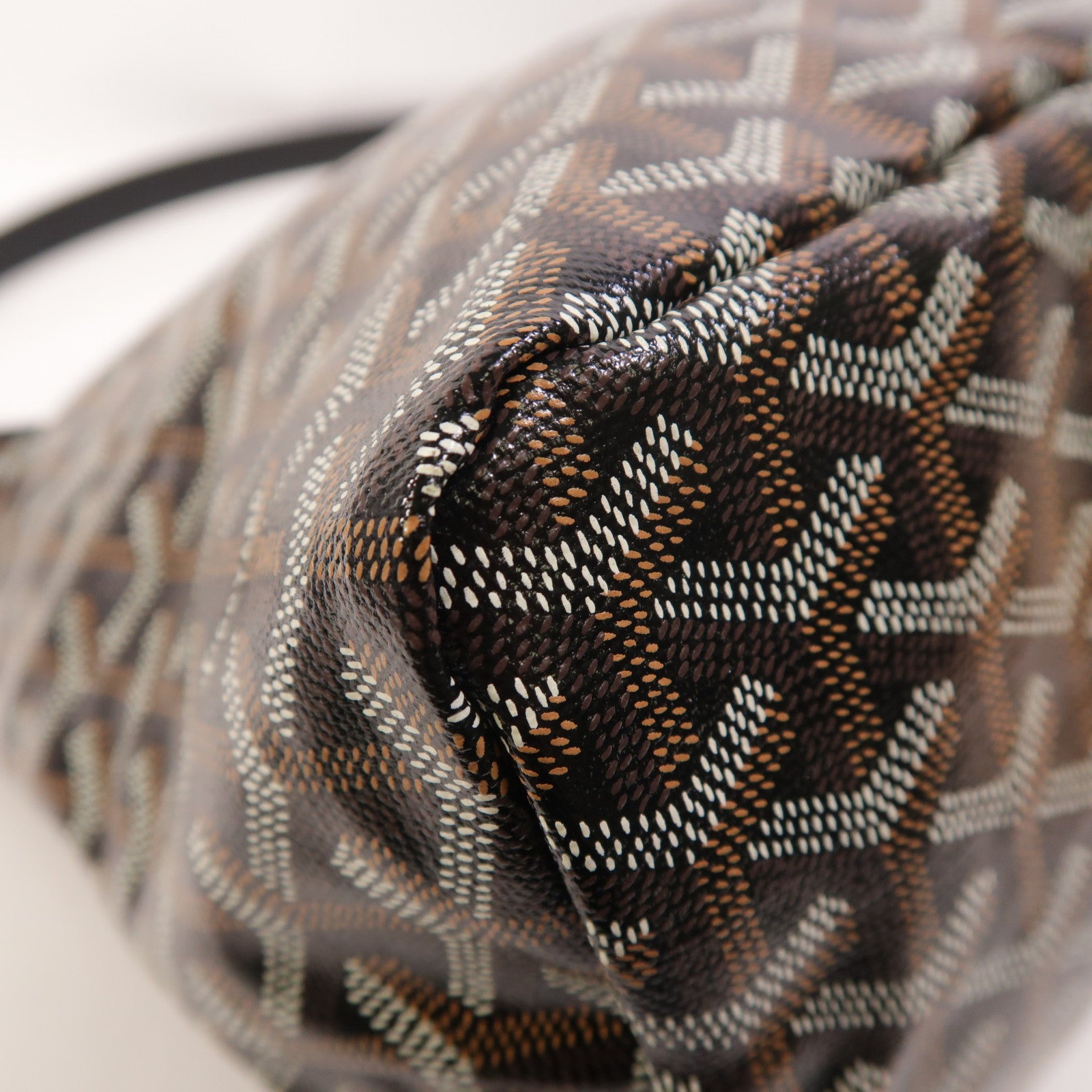 GOYARD 塗層帆布Boheme Hobo銀扣肩背袋