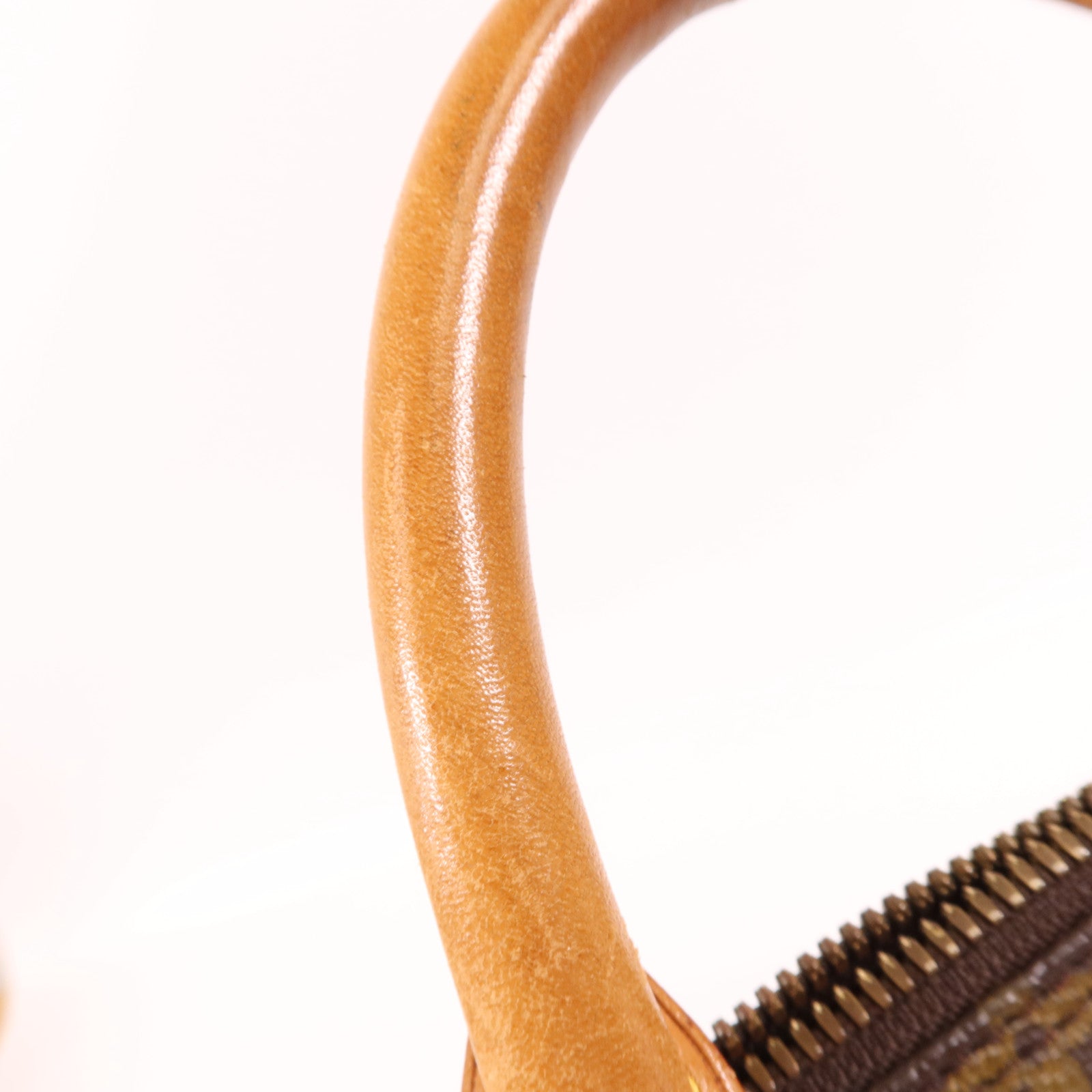 LOUIS VUITTON Monogram Alma PM金扣手挽袋棕色