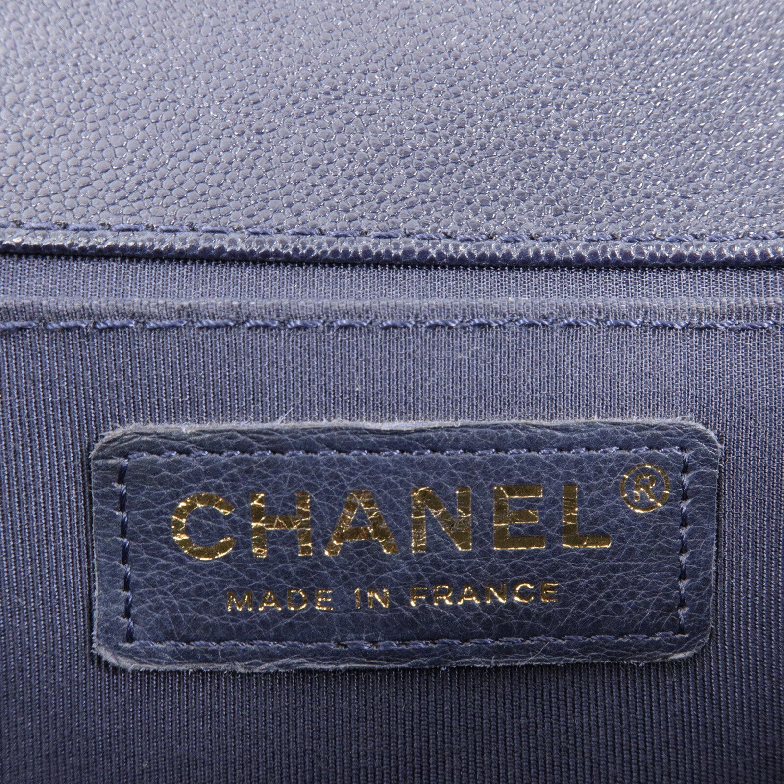 CHANEL 牛皮皮革Boy 25鏈帶肩背袋