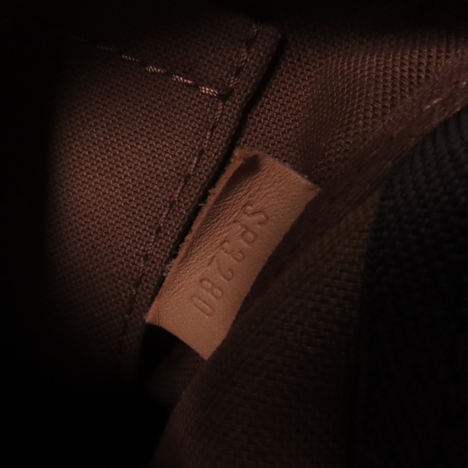 LOUIS VUITTON Monogram Mini Pochette Accessoirs金扣手挽肩背兩用袋