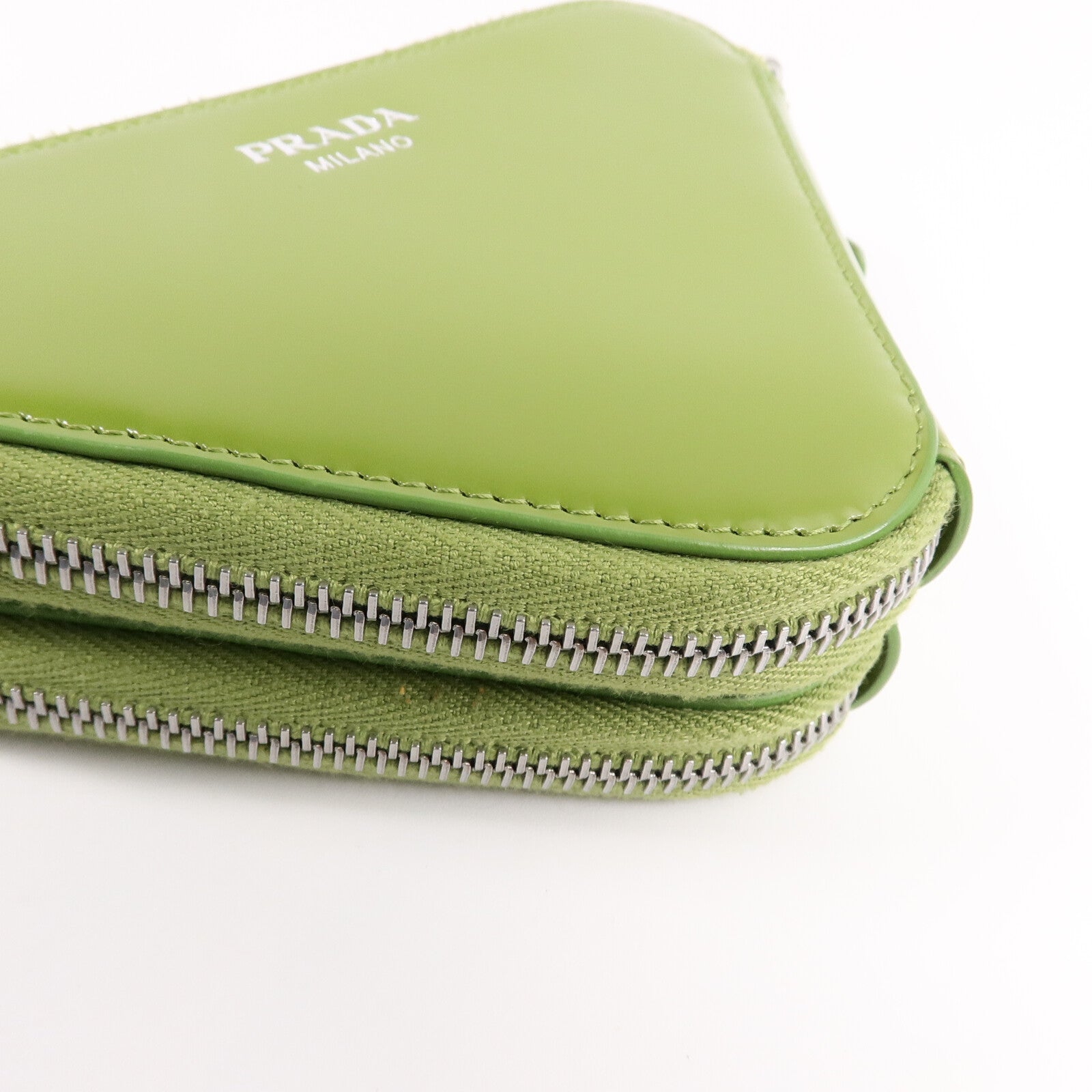 PRADA 牛皮皮革Mini Contenitori鏈帶手挽肩背兩用袋