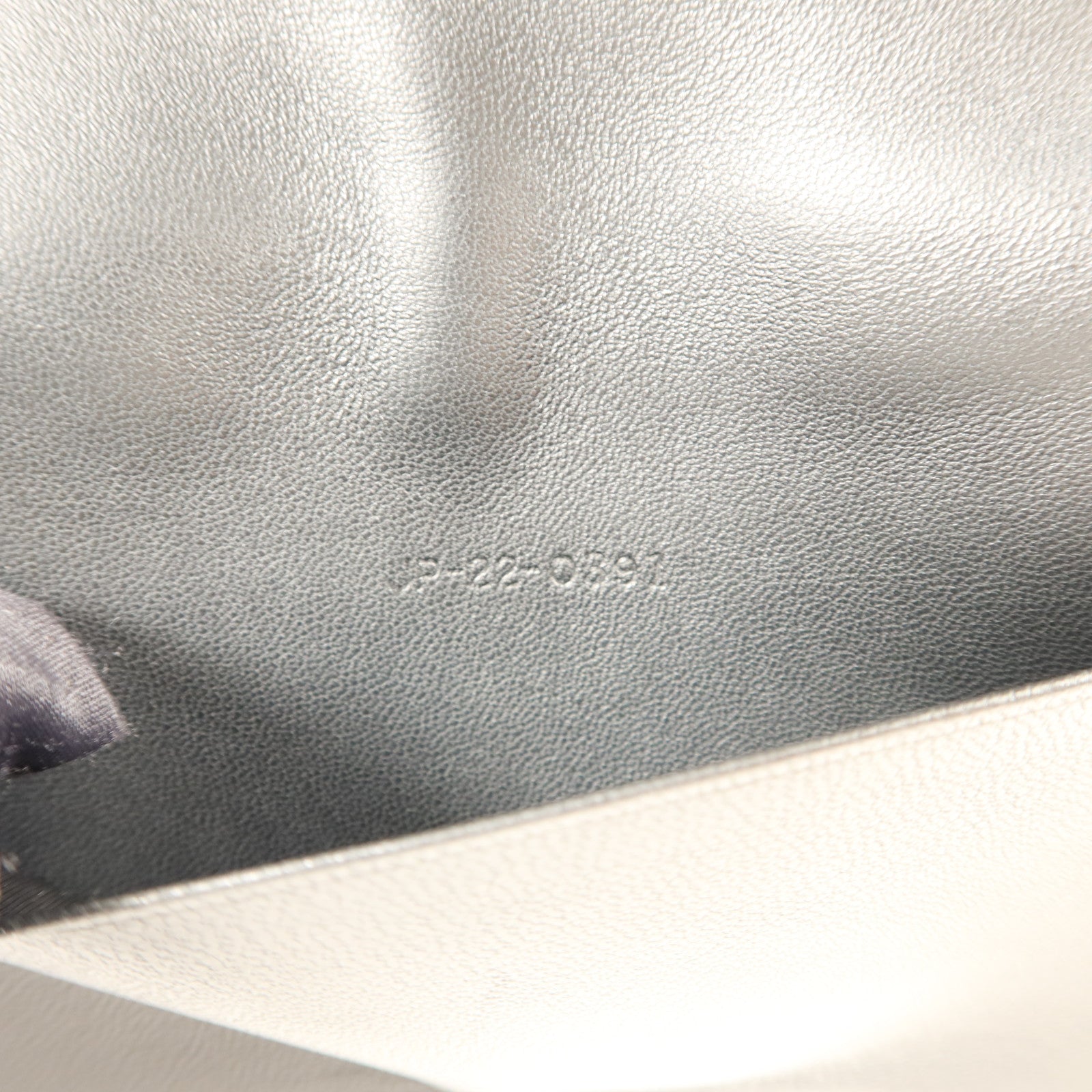 Salvatore Ferragamo 牛皮皮革Passport Case護照套