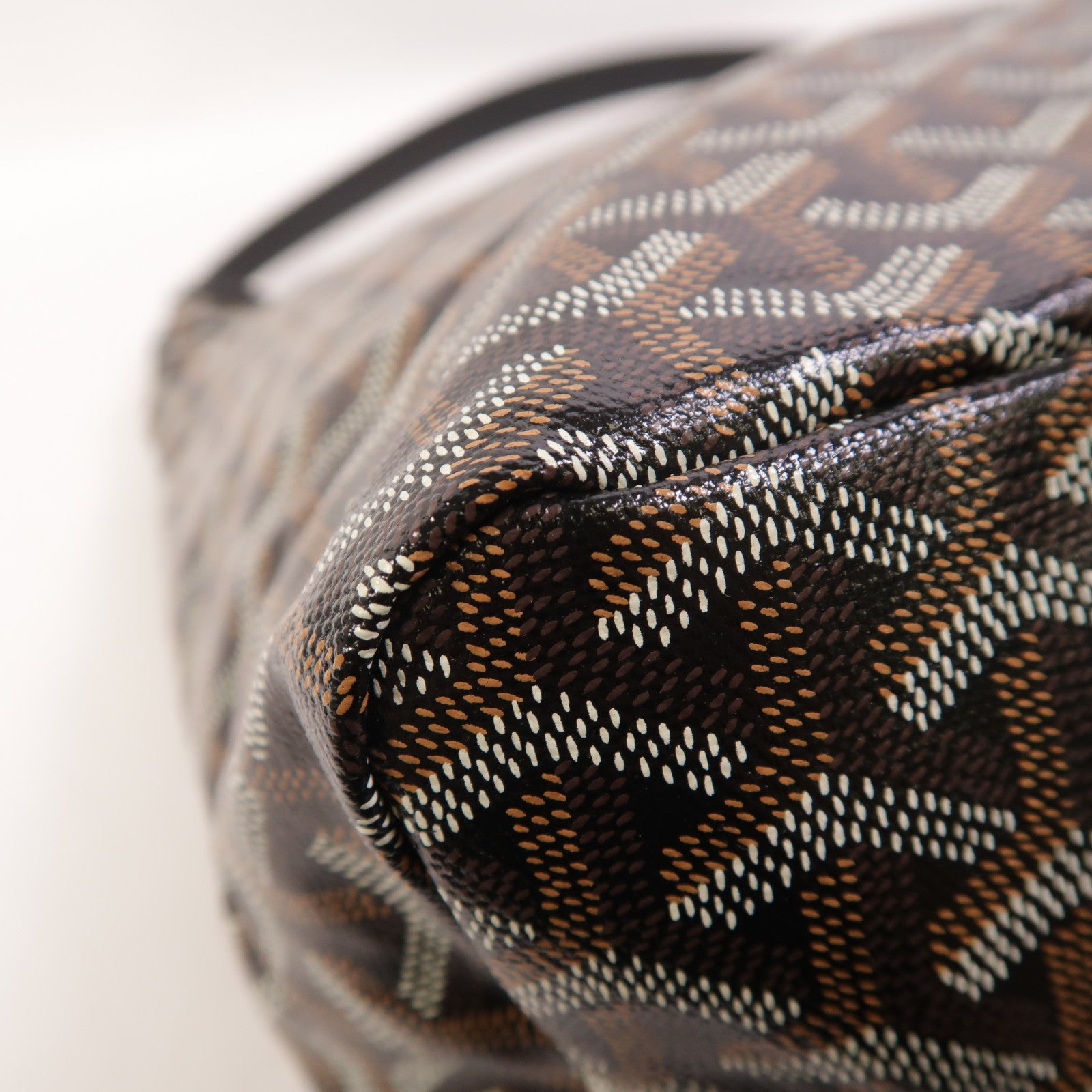 GOYARD 塗層帆布Boheme Hobo銀扣肩背袋