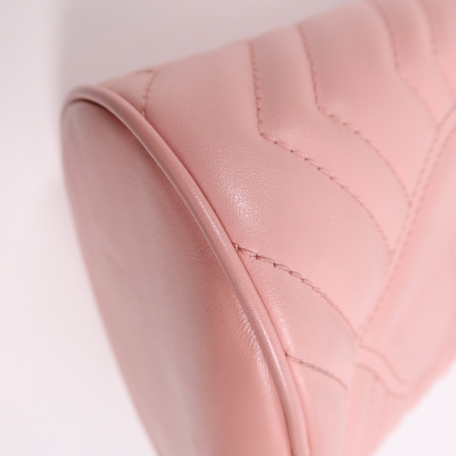 GUCCI 牛皮皮革GG Marmont銀扣鏈帶肩背袋