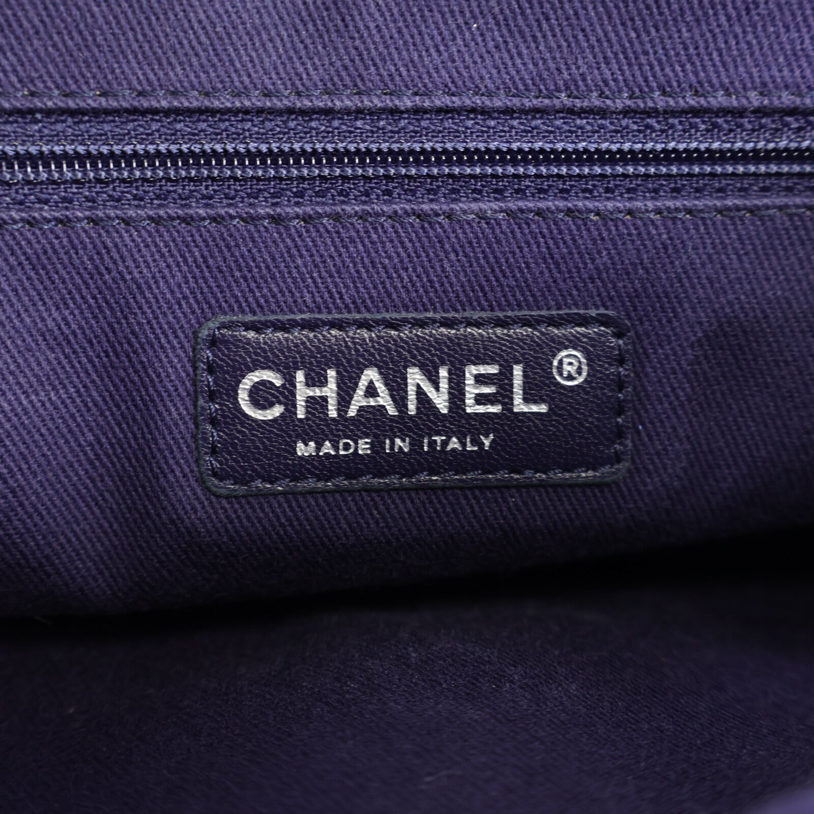 CHANEL 羊皮皮革Shoulder Bag銀扣肩背袋